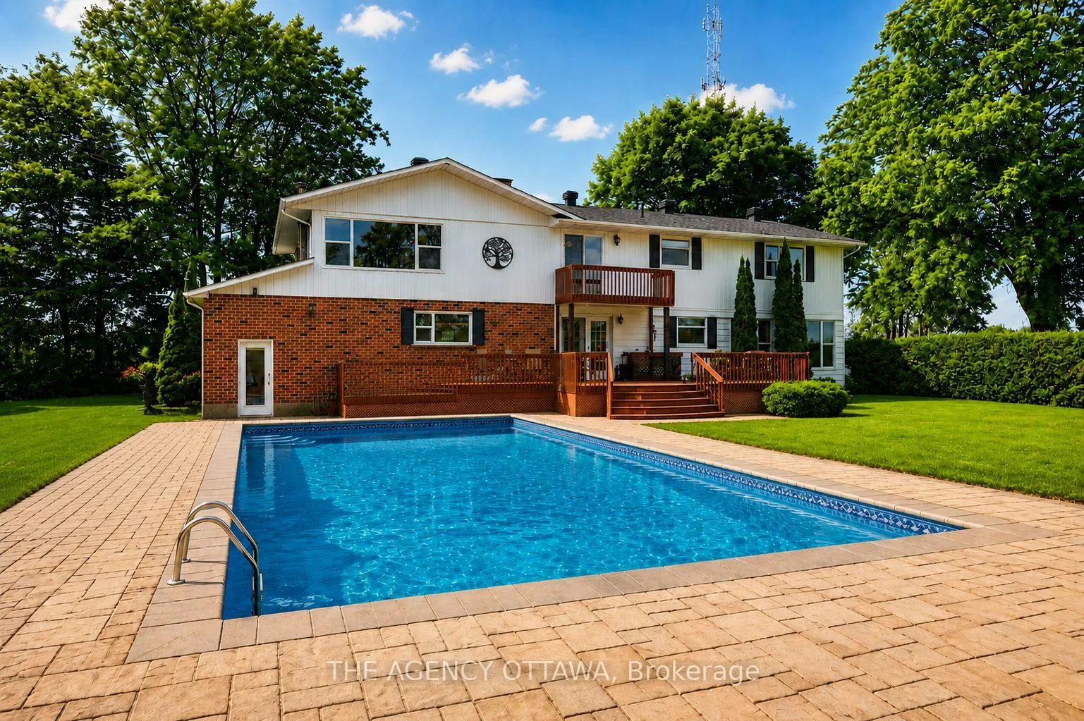 Photo 10 of 26 Willow Lane W, Rideau Lakes, Rideau Lakes (South Elmsley) Twp — HOMEH