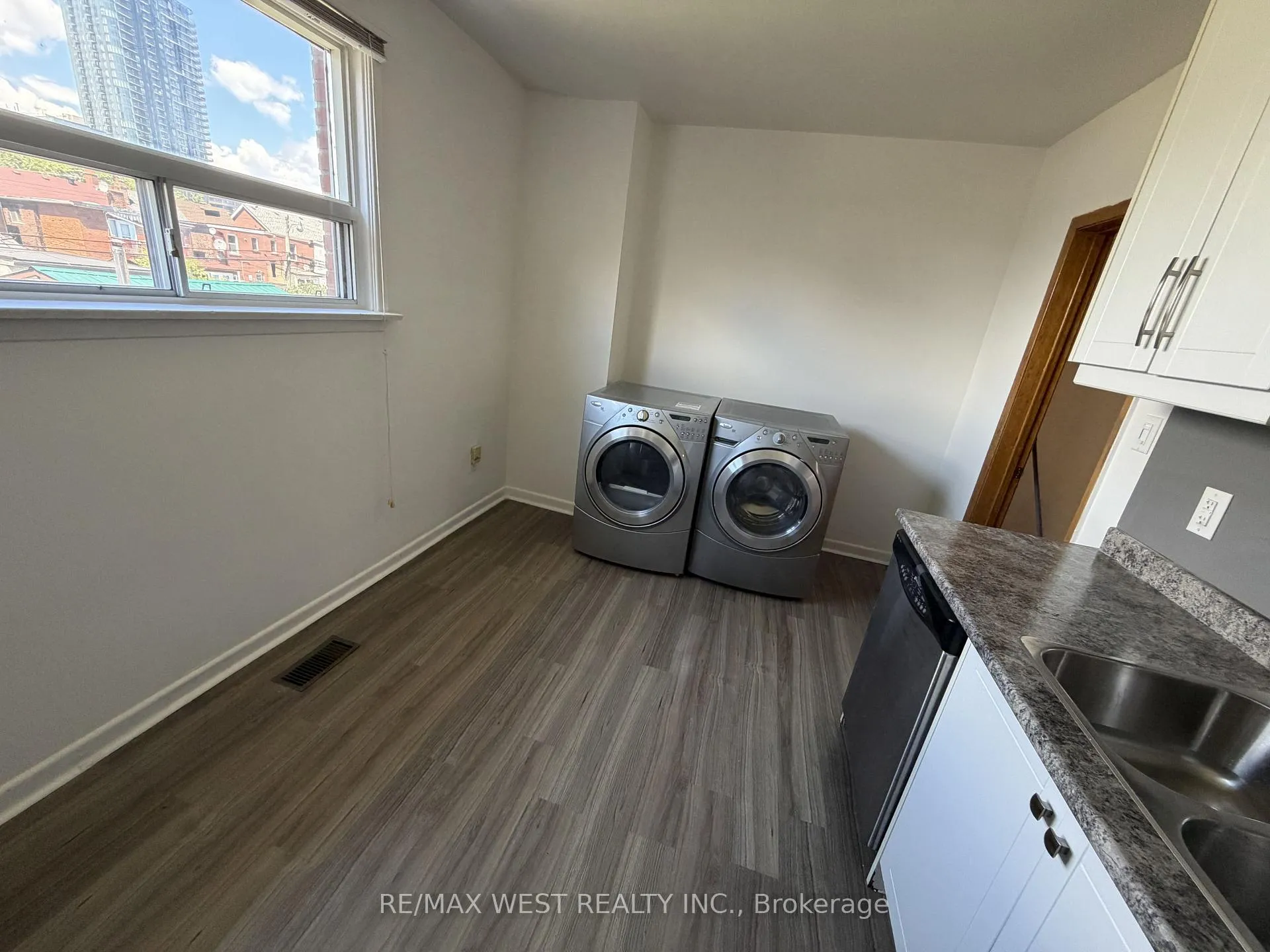 Photo 5 of Unit Upper, 78 Millicent Street, Toronto, Dovercourt-Wallace Emerson-Junction — HOMEH