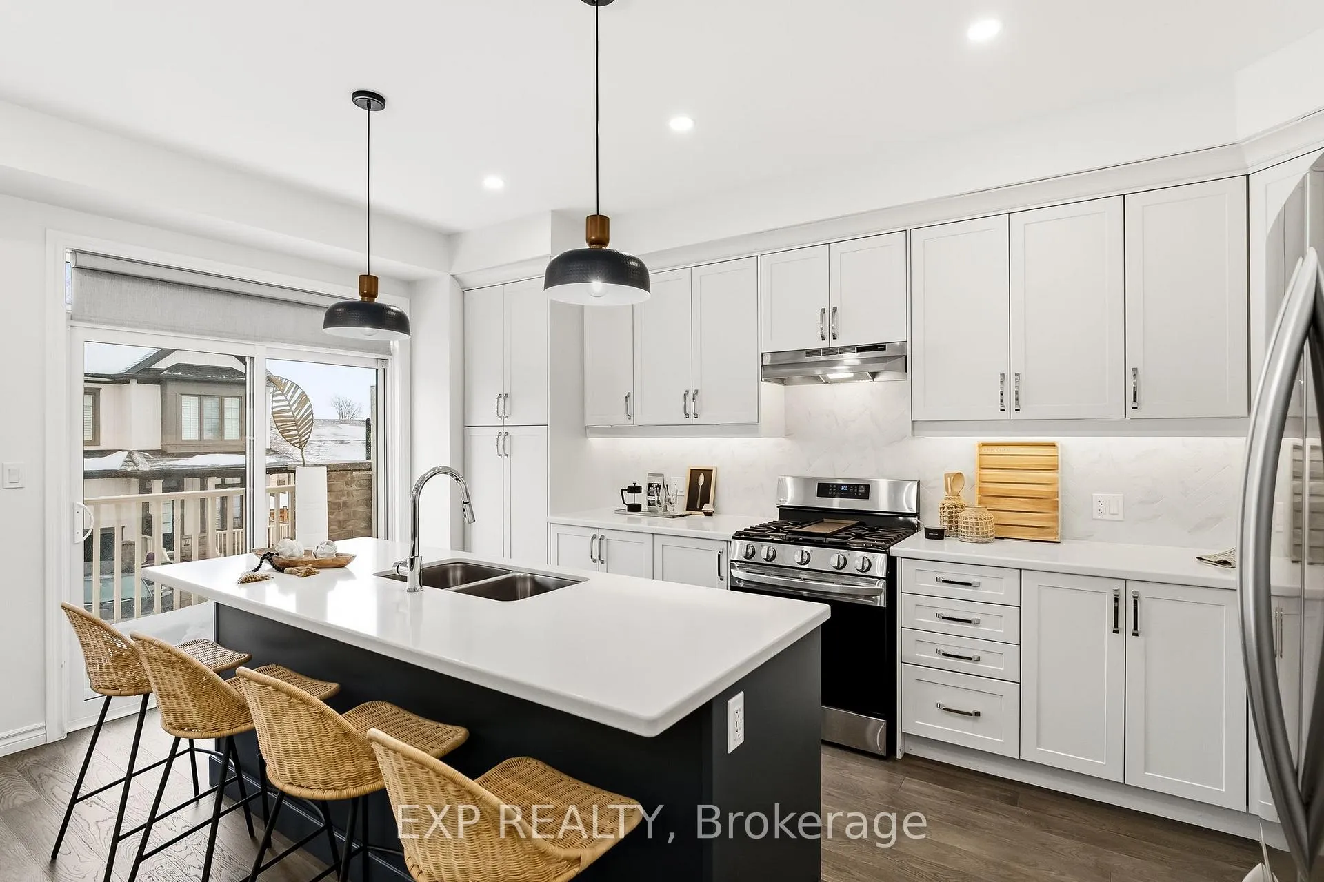 Photo 12 of 31 Shand Lane, Scugog, Port Perry — HOMEH