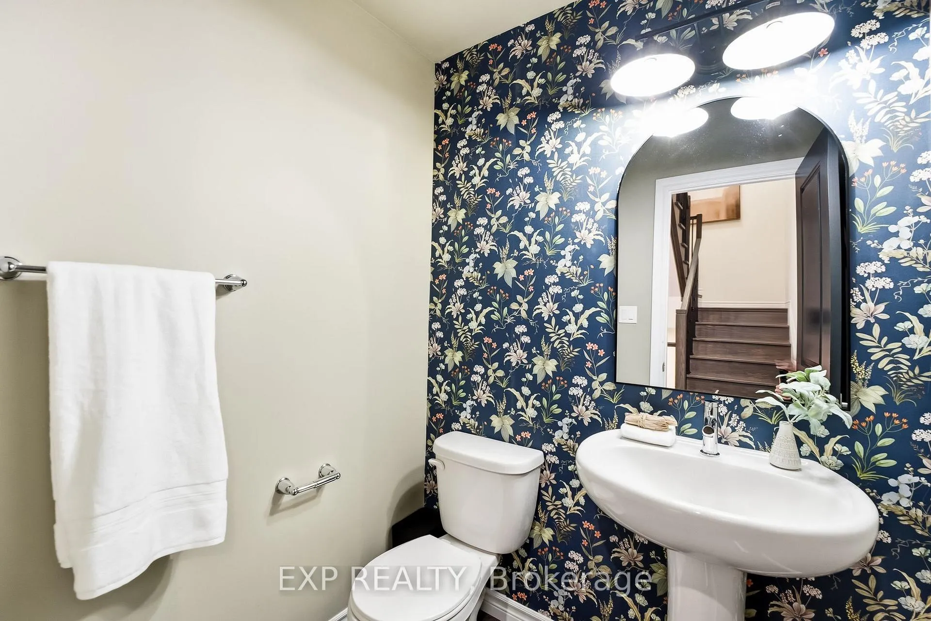 Photo 22 of 31 Shand Lane, Scugog, Port Perry — HOMEH