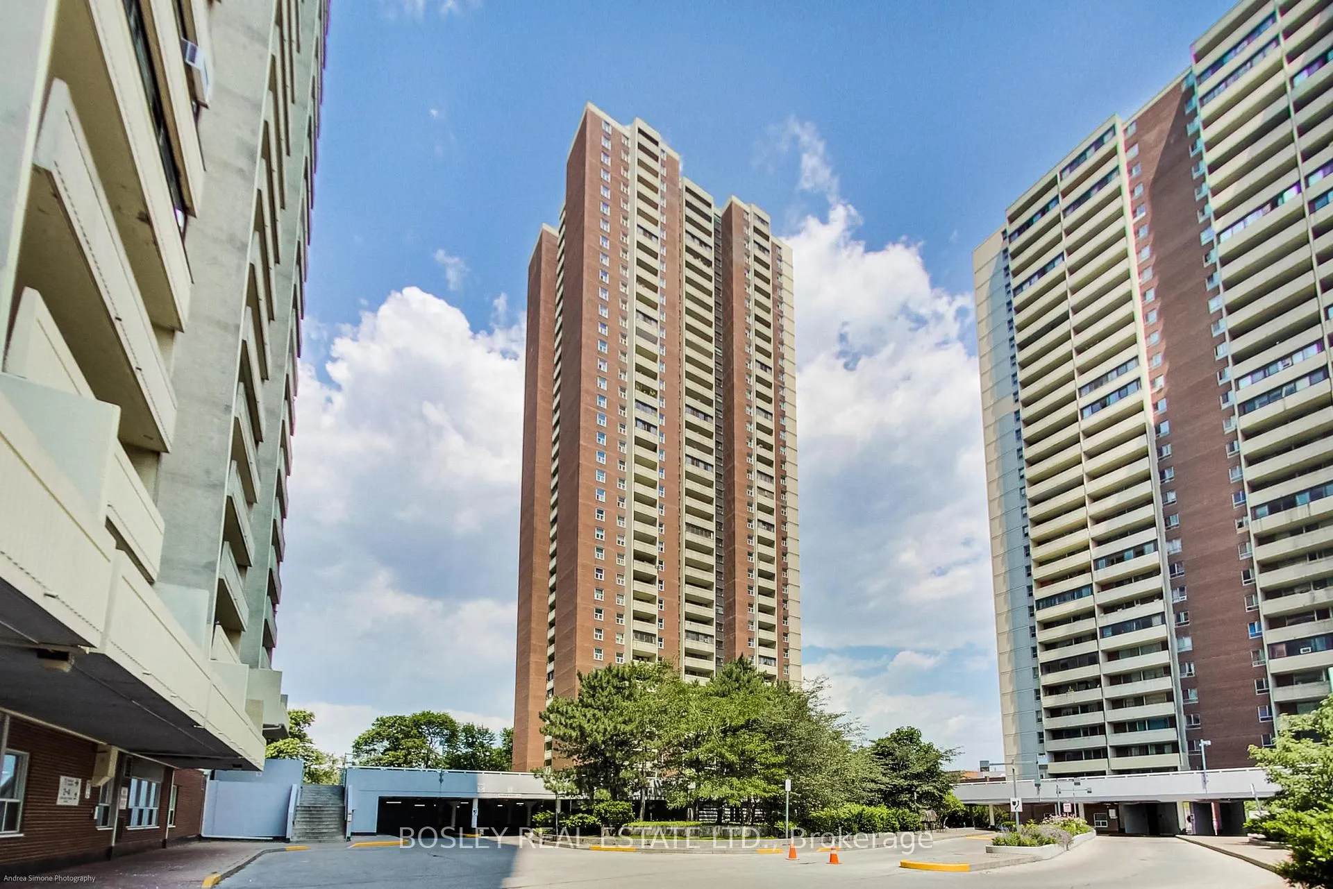 Photo 18 of Unit 2608, 3 Massey Square, Toronto, Crescent Town — HOMEH