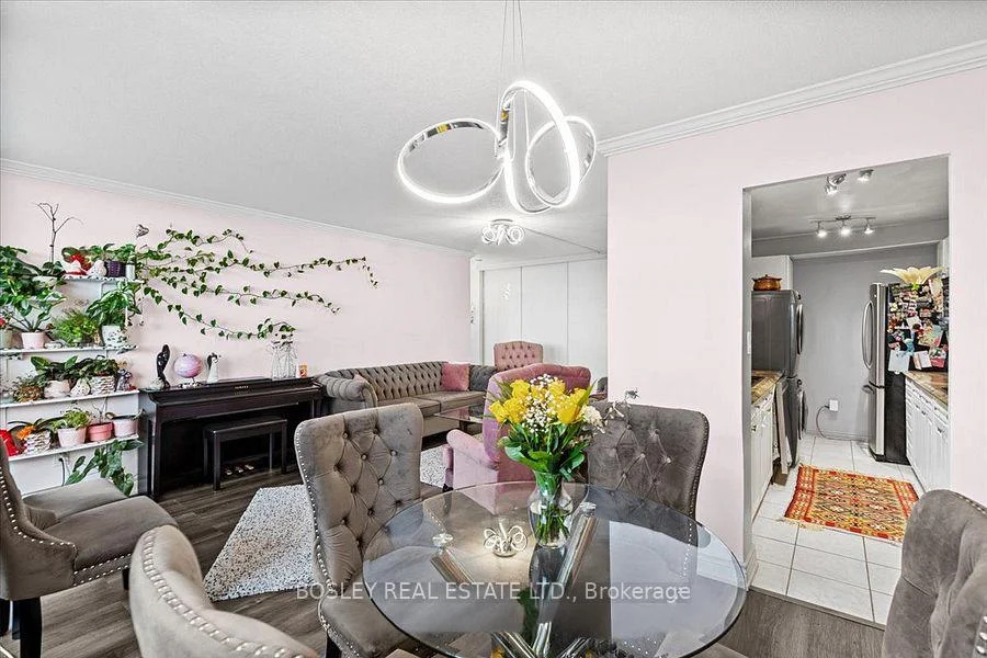 Photo 5 of Unit 2608, 3 Massey Square, Toronto, Crescent Town — HOMEH