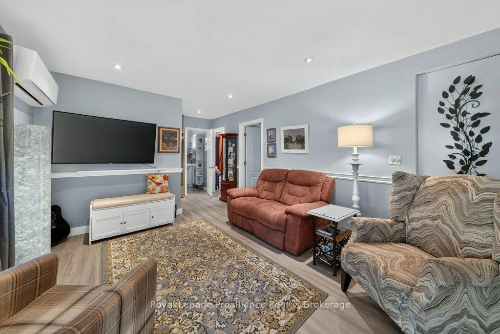 Photo 11 of 1012 Lakeshore Drive, Frontenac, Frontenac Centre — HOMEH