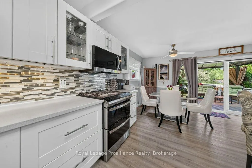 Photo 18 of 1012 Lakeshore Drive, Frontenac, Frontenac Centre — HOMEH