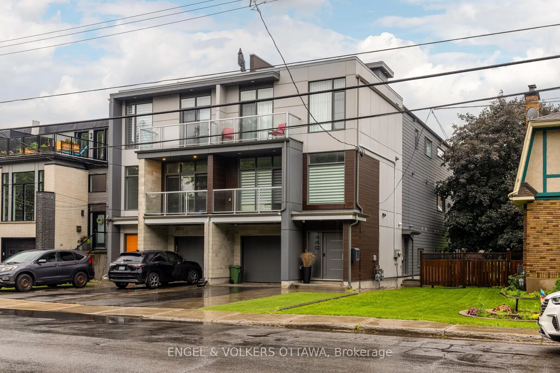 Photo 2 of Unit D, 44 Byron Avenue, Ottawa, Ottawa West — HOMEH