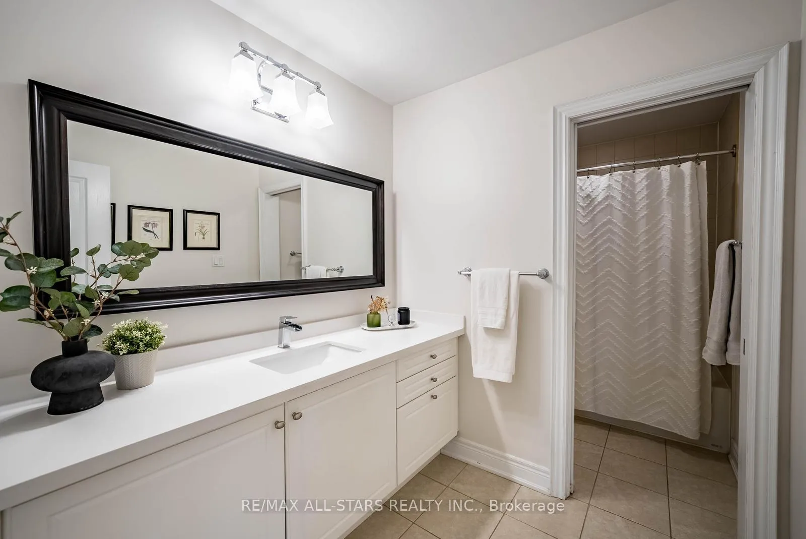 Photo 34 of Unit 74, 8 Forestgreen Drive, Uxbridge, Rural Uxbridge — HOMEH