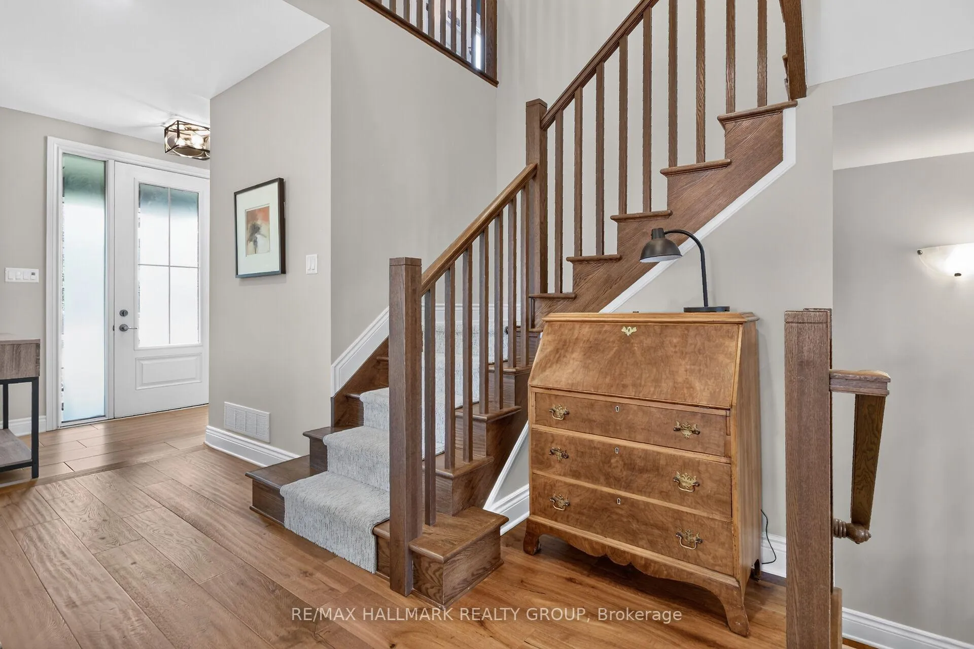 Photo 4 of 569 Chriscraft Way, Ottawa, Mahogany Community — HOMEH