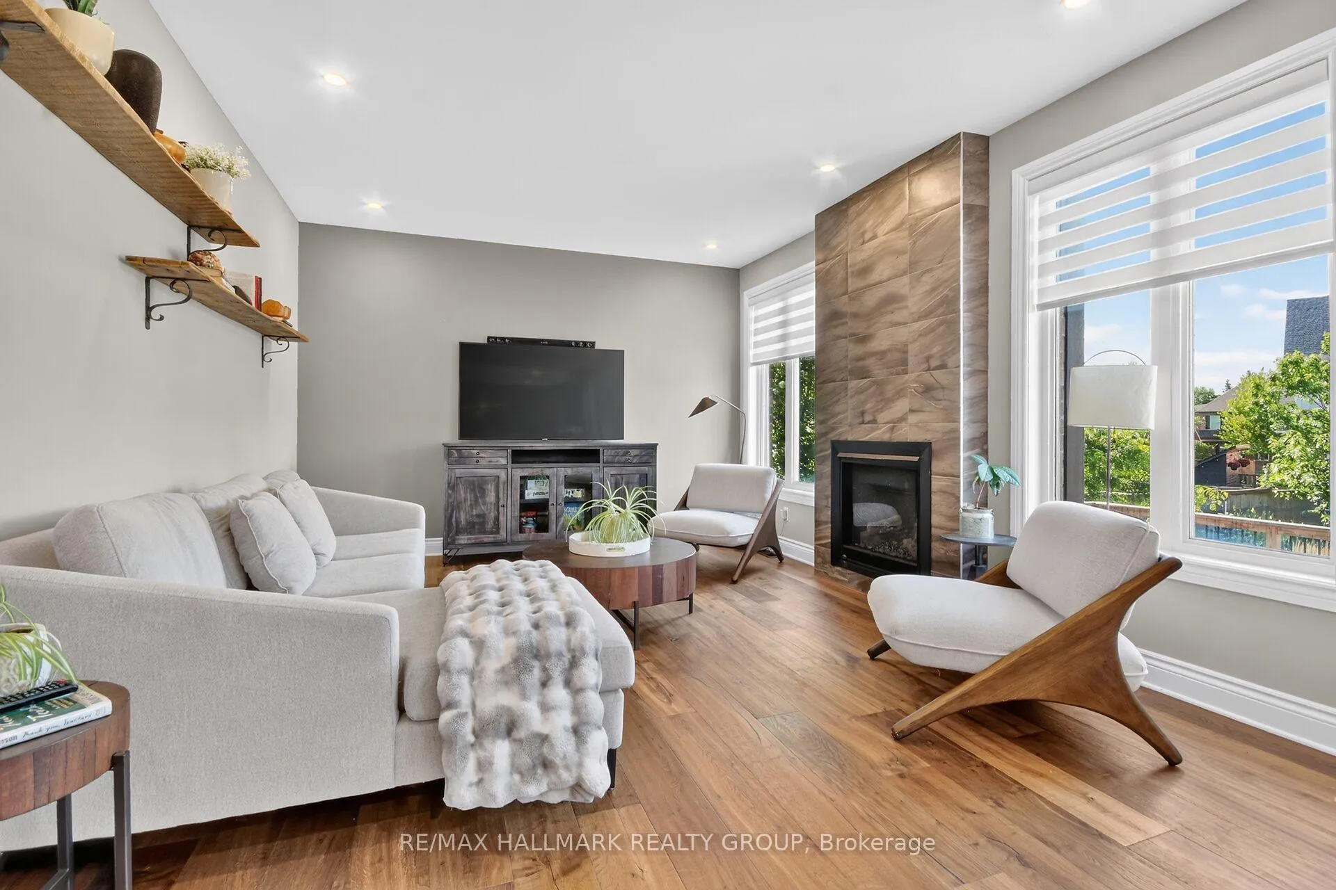 Photo 19 of 569 Chriscraft Way, Ottawa, Mahogany Community — HOMEH