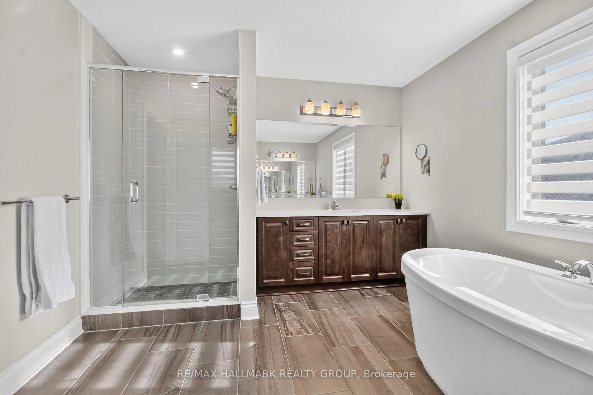 Photo 26 of 569 Chriscraft Way, Ottawa, Mahogany Community — HOMEH