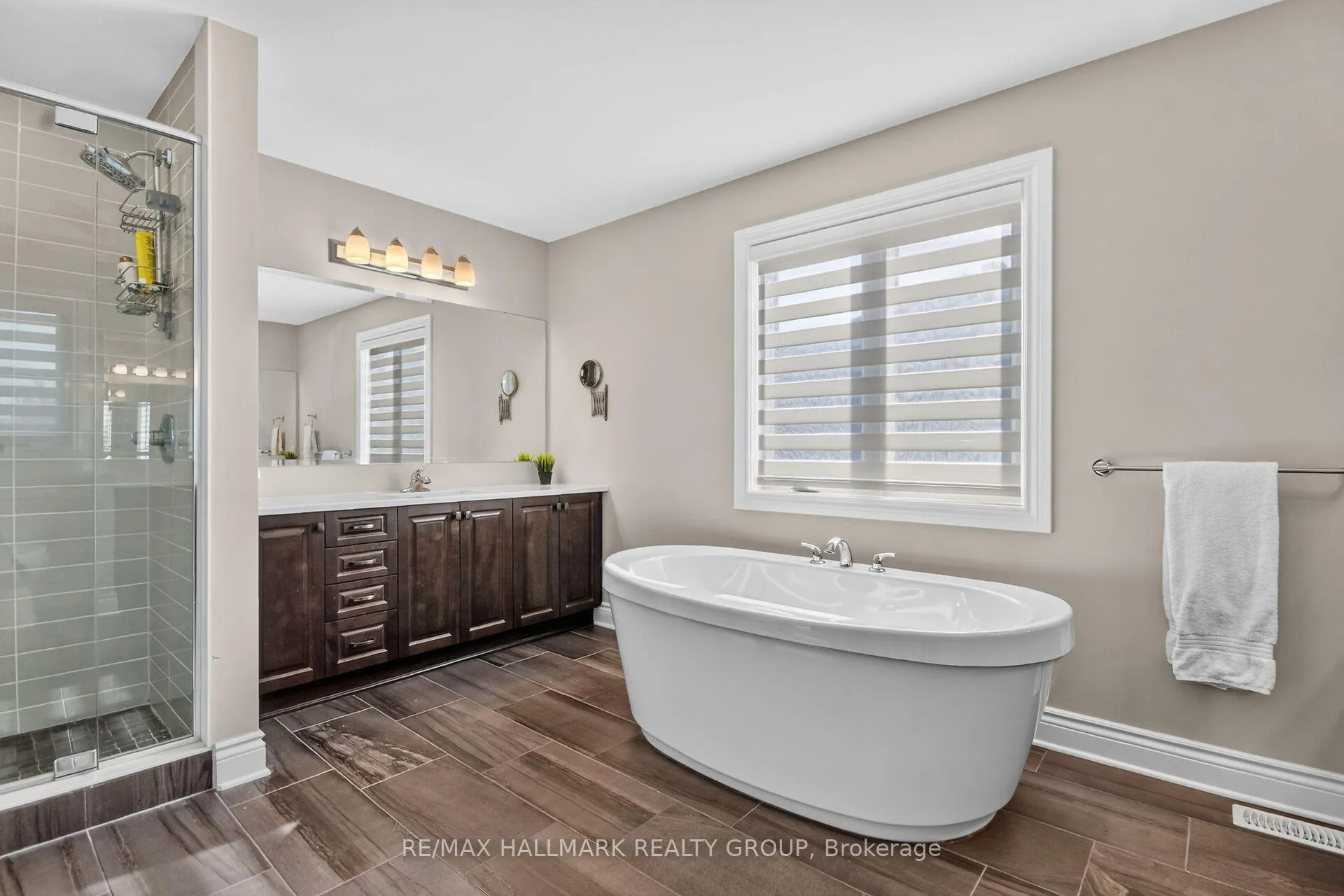 Photo 28 of 569 Chriscraft Way, Ottawa, Mahogany Community — HOMEH