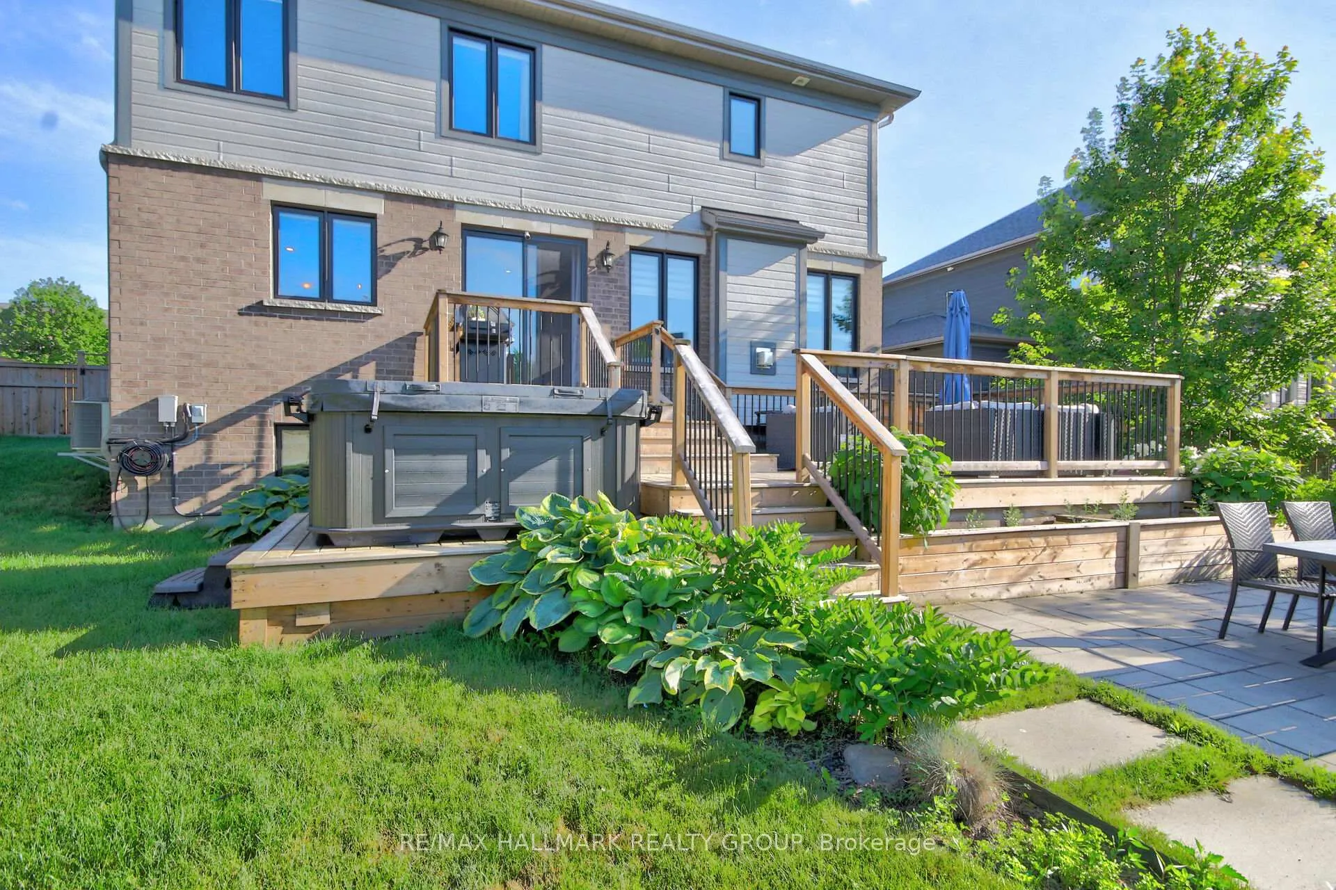 Photo 46 of 569 Chriscraft Way, Ottawa, Mahogany Community — HOMEH