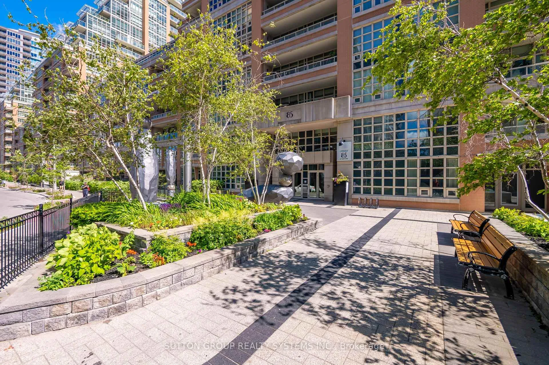 Photo 4 of Unit 607, 85 East Liberty Street, Toronto, Niagara — HOMEH