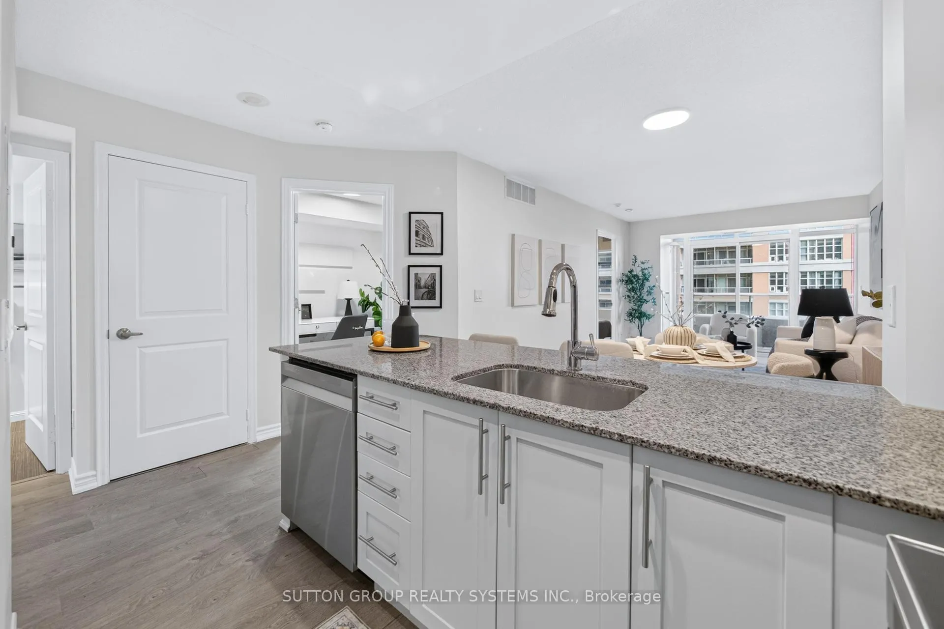 Photo 12 of Unit 607, 85 East Liberty Street, Toronto, Niagara — HOMEH