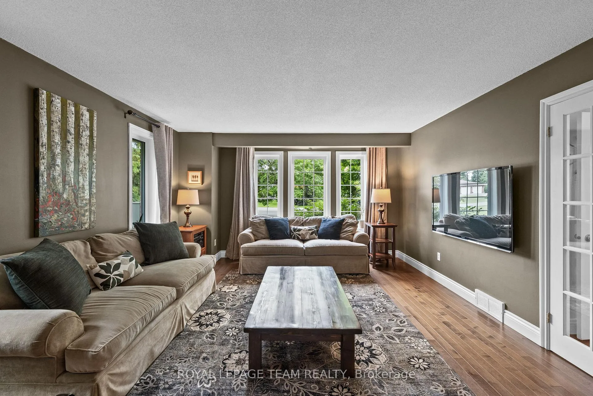 Photo 7 of 1209 Potter Drive, Ottawa, Manotick Village & Manotick Estates — HOMEH