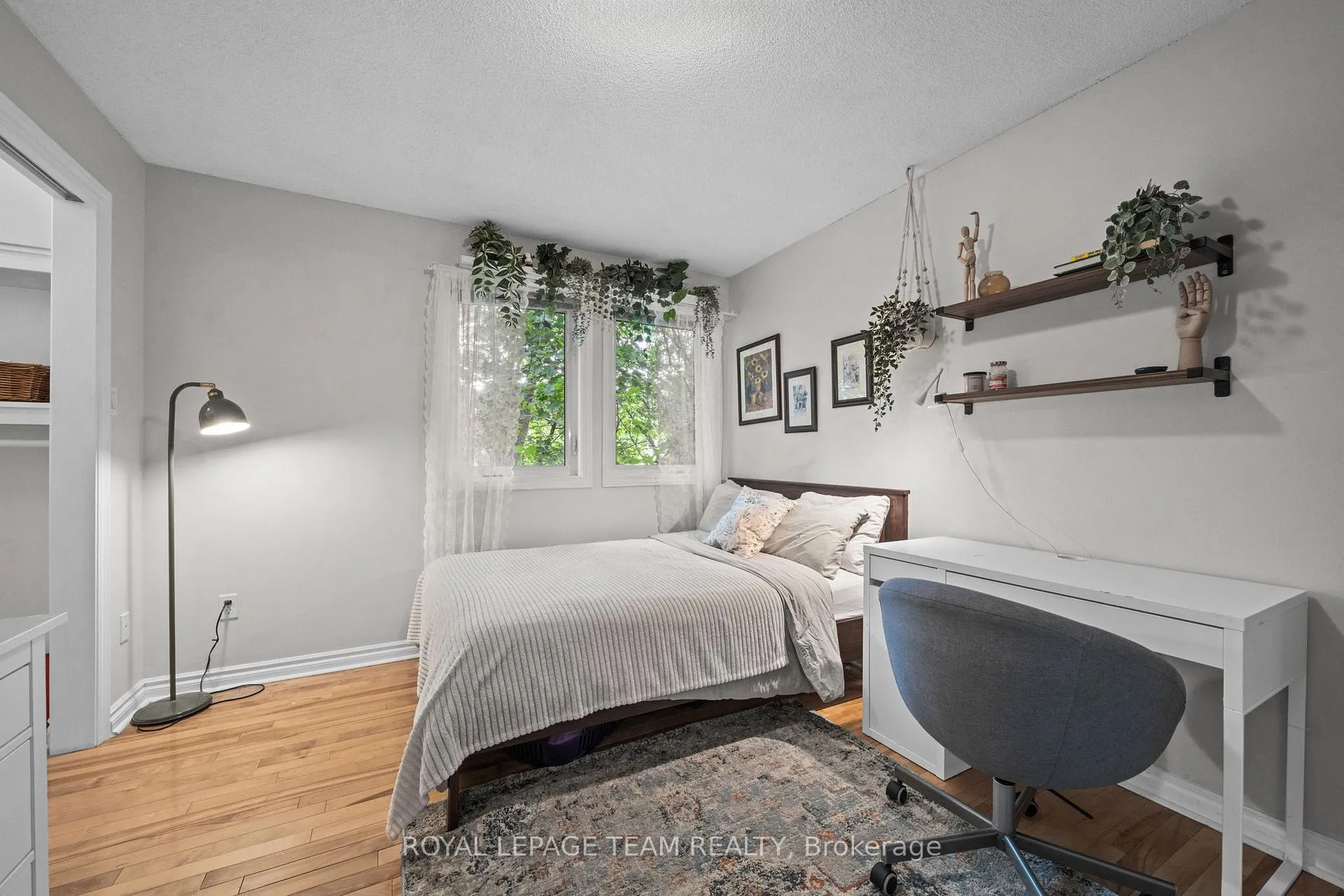 Photo 29 of 1209 Potter Drive, Ottawa, Manotick Village & Manotick Estates — HOMEH