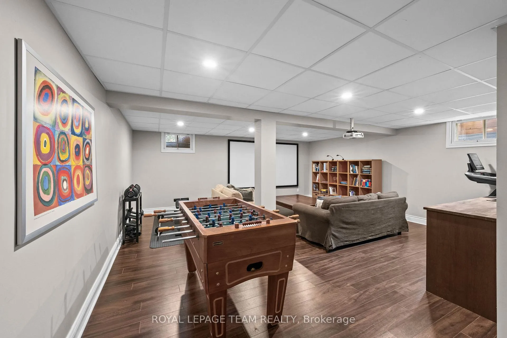 Photo 34 of 1209 Potter Drive, Ottawa, Manotick Village & Manotick Estates — HOMEH