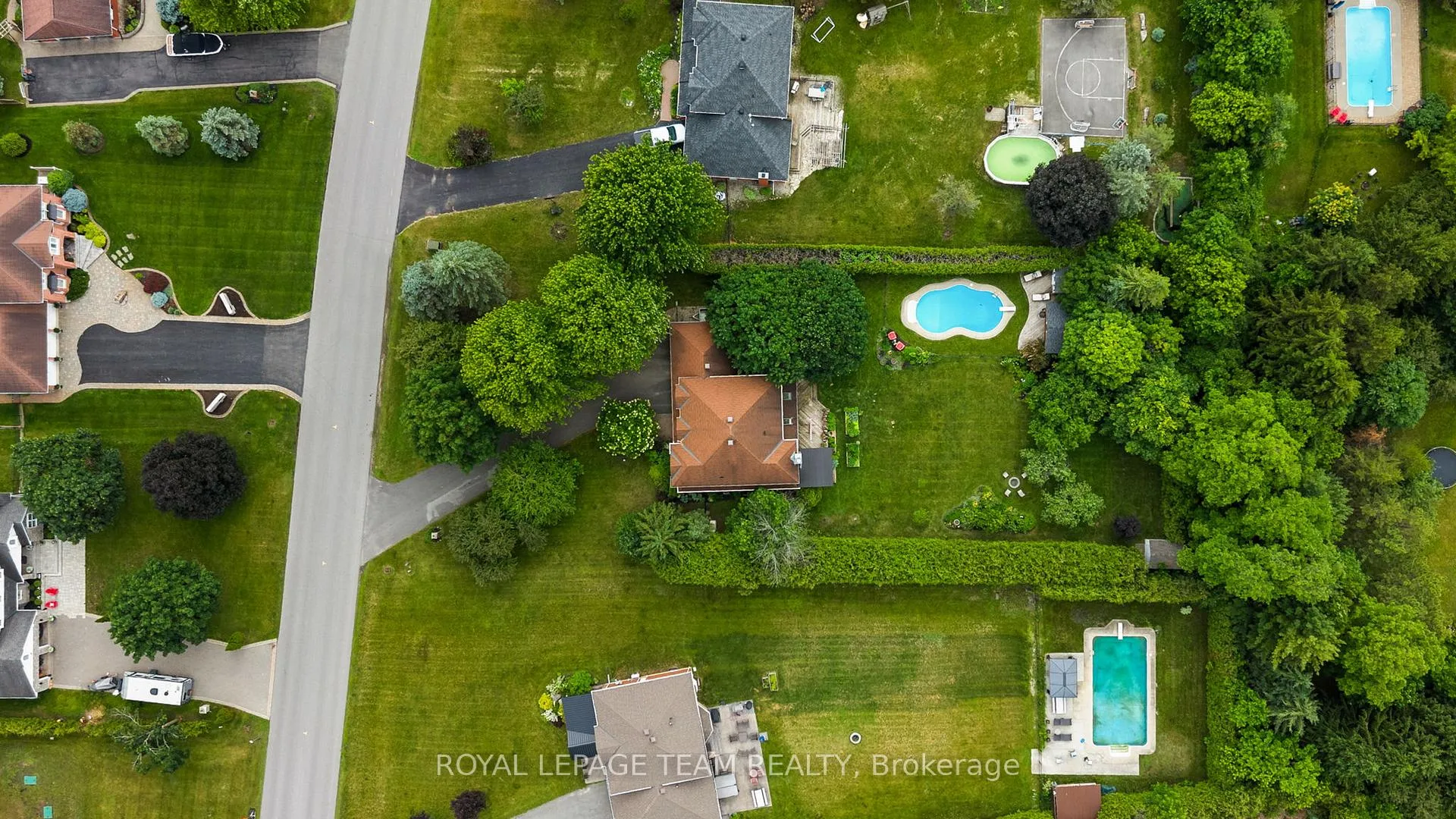 Photo 48 of 1209 Potter Drive, Ottawa, Manotick Village & Manotick Estates — HOMEH
