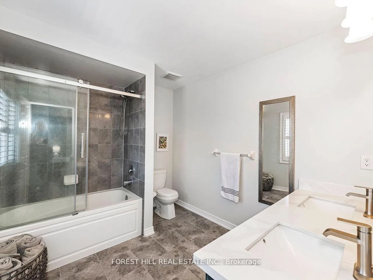Photo 20 of 488 Linden Drive, Cambridge, Preston Heights — HOMEH