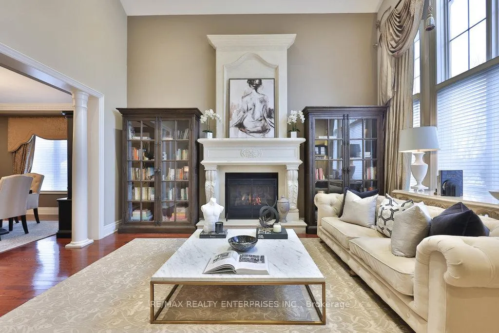 Photo 7 of 683 Canyon Street, Mississauga, Lorne Park — HOMEH