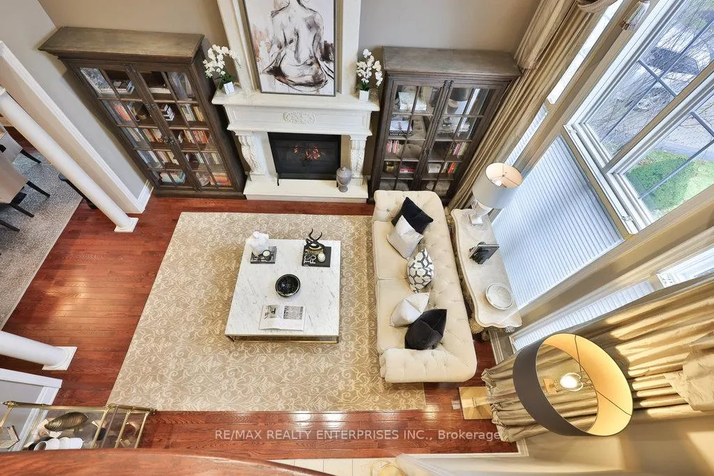 Photo 8 of 683 Canyon Street, Mississauga, Lorne Park — HOMEH