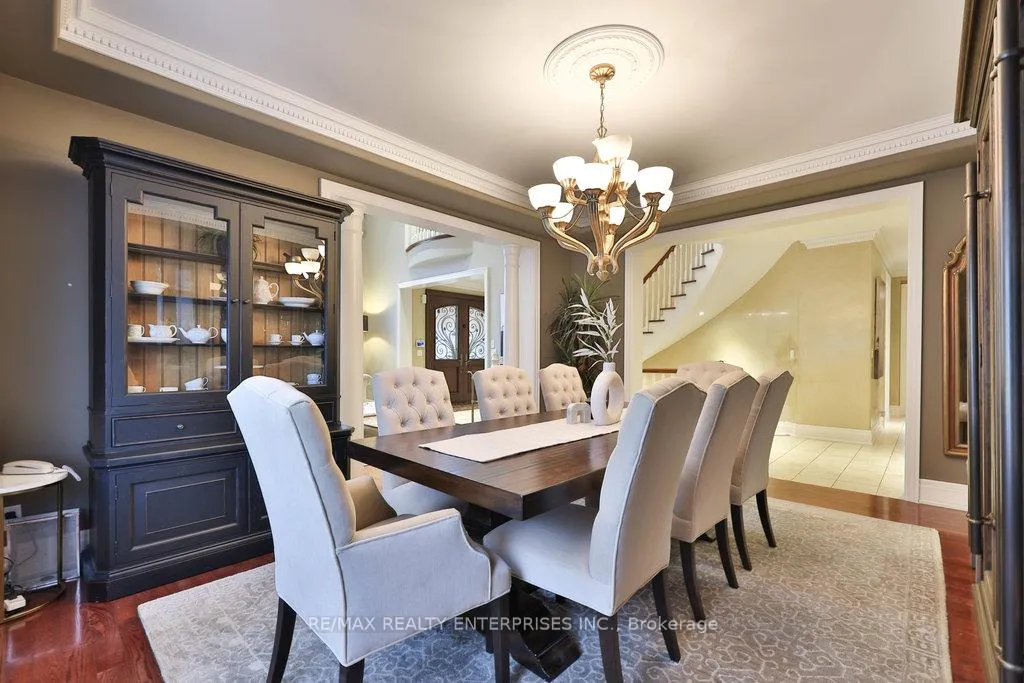 Photo 9 of 683 Canyon Street, Mississauga, Lorne Park — HOMEH