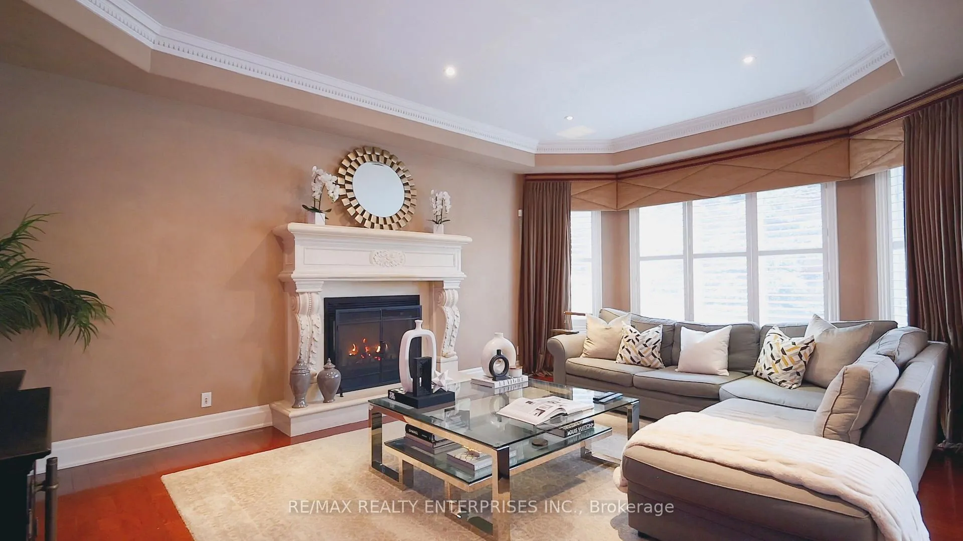 Photo 17 of 683 Canyon Street, Mississauga, Lorne Park — HOMEH