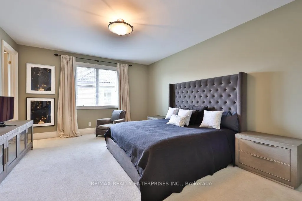 Photo 28 of 683 Canyon Street, Mississauga, Lorne Park — HOMEH