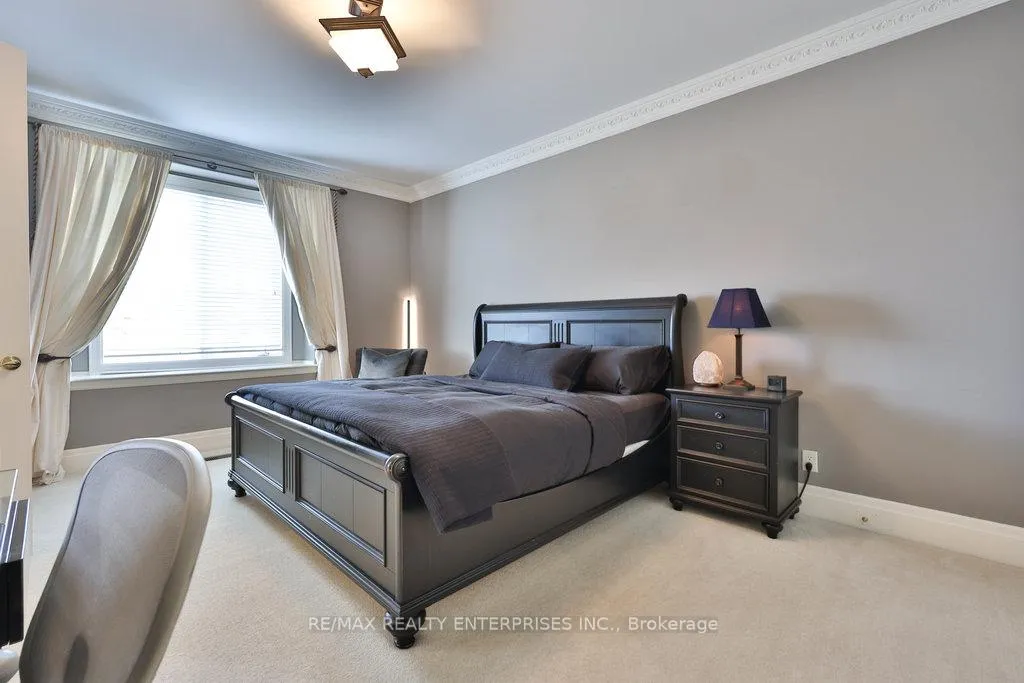 Photo 34 of 683 Canyon Street, Mississauga, Lorne Park — HOMEH