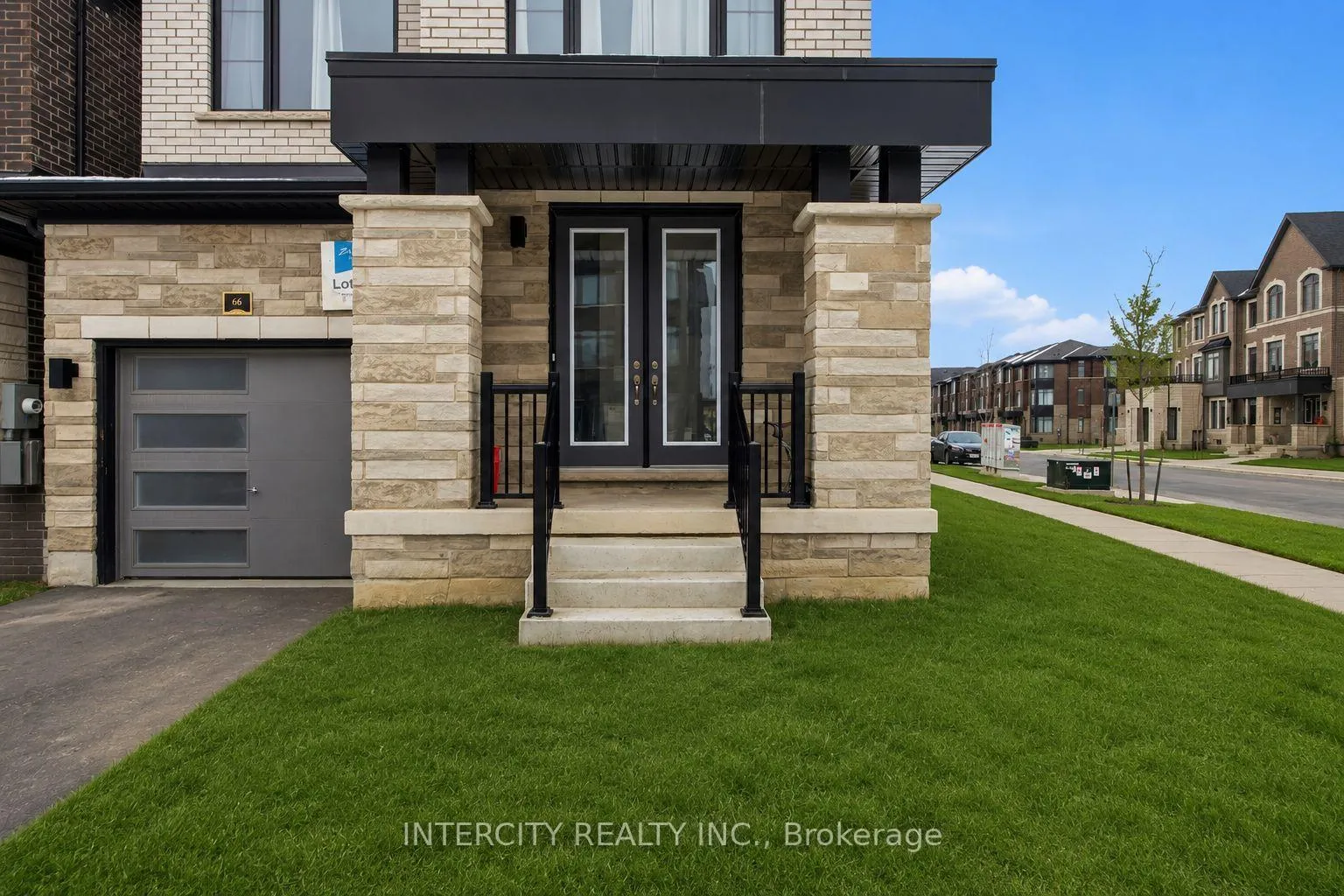 Photo 2 of 66 Camino Real Drive, Caledon, Rural Caledon — HOMEH