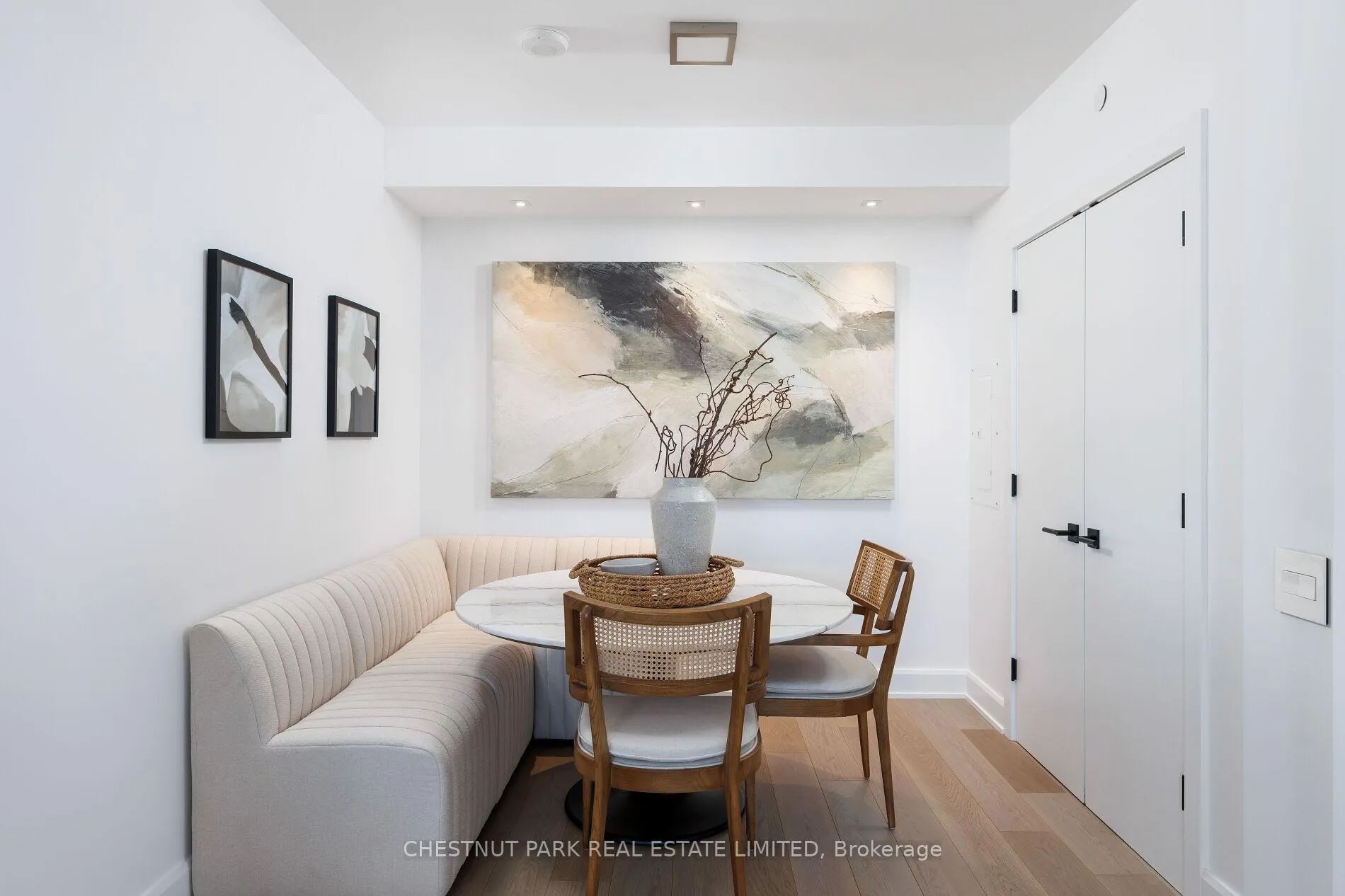 Photo 13 of Unit 3003, 200 Cumberland Street, Toronto, The Annex — HOMEH