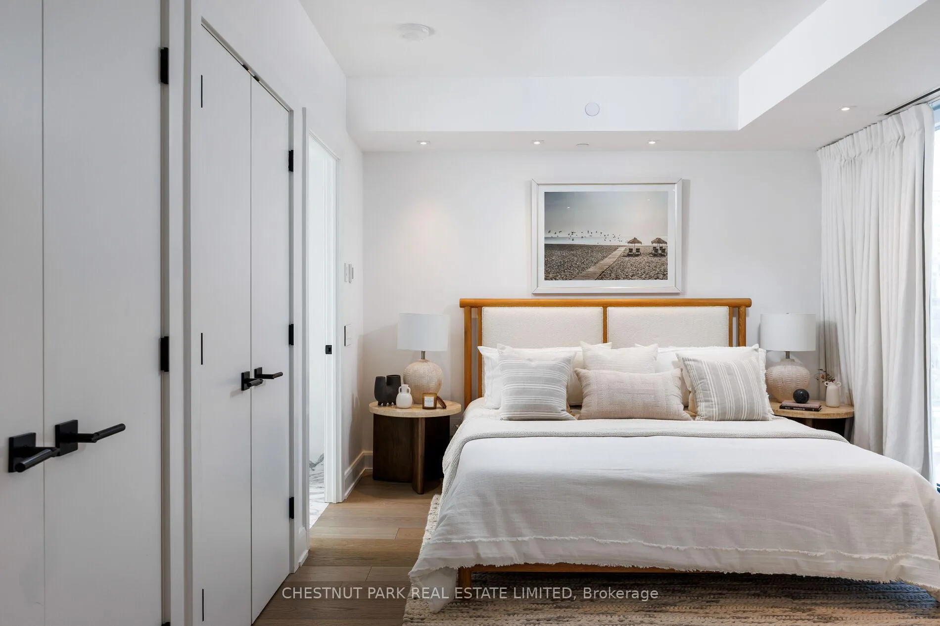 Photo 15 of Unit 3003, 200 Cumberland Street, Toronto, The Annex — HOMEH