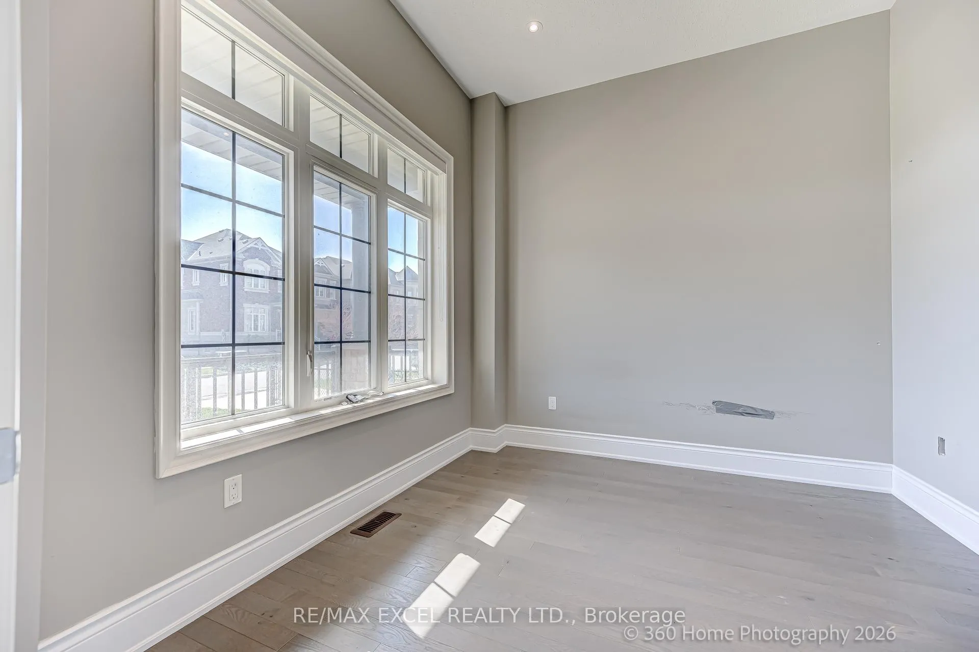 Photo 7 of 3199 William Rose Way, Oakville, Joshua Meadows — HOMEH