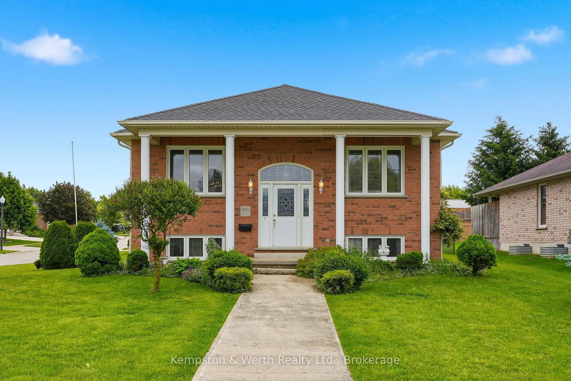 Photo 1 of 900 Boyd Avenue, North Perth, Listowel — HOMEH