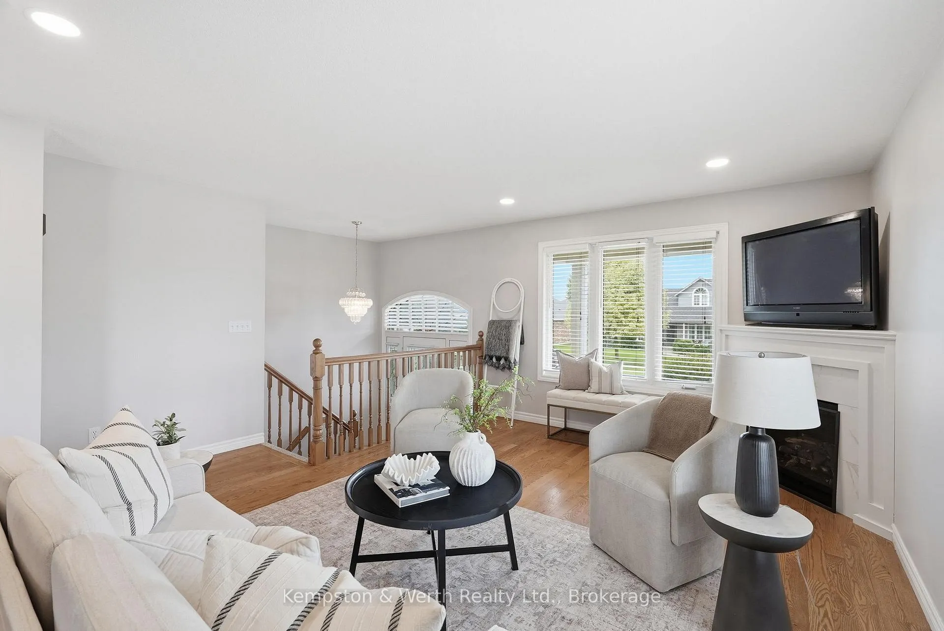 Photo 10 of 900 Boyd Avenue, North Perth, Listowel — HOMEH