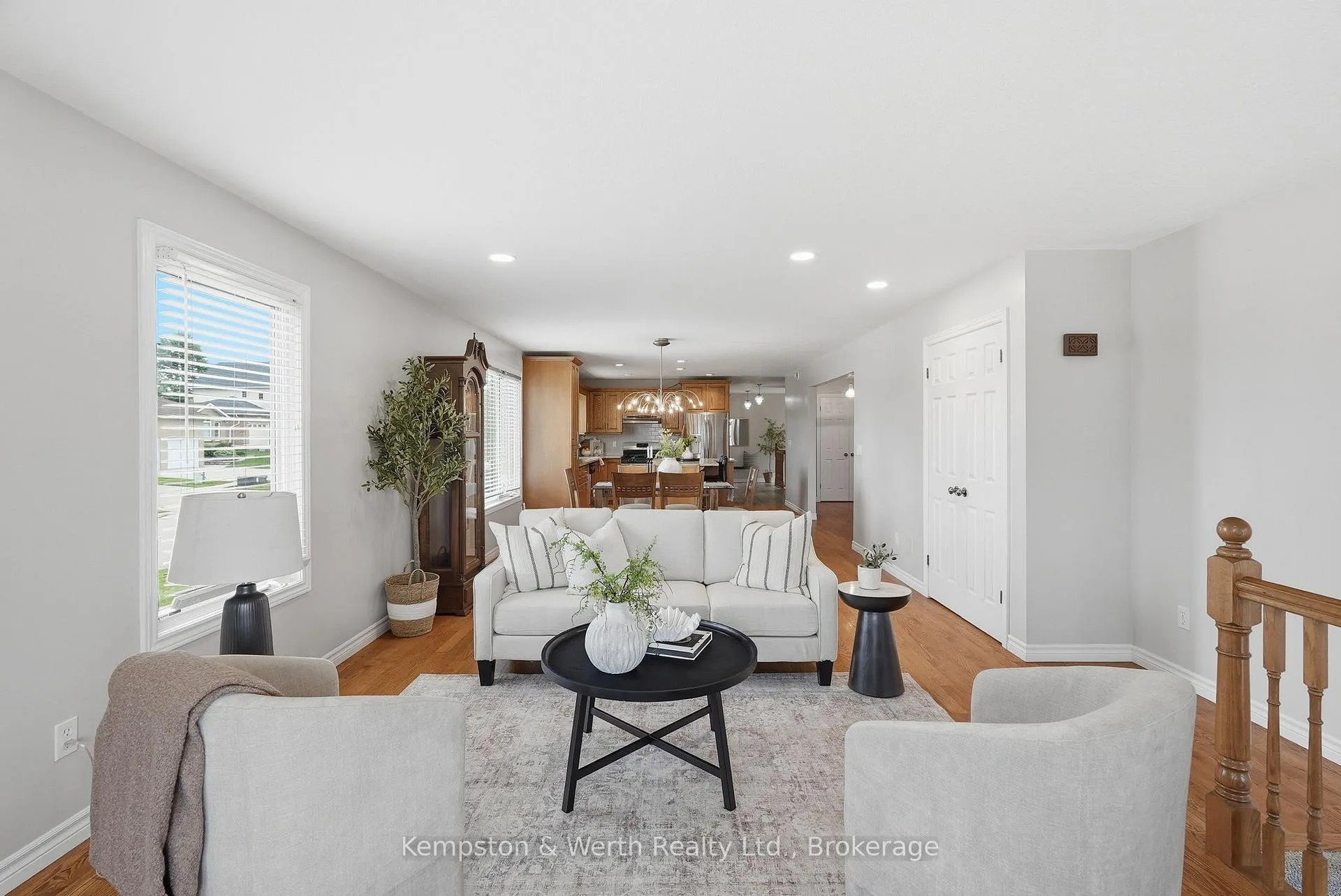 Photo 11 of 900 Boyd Avenue, North Perth, Listowel — HOMEH