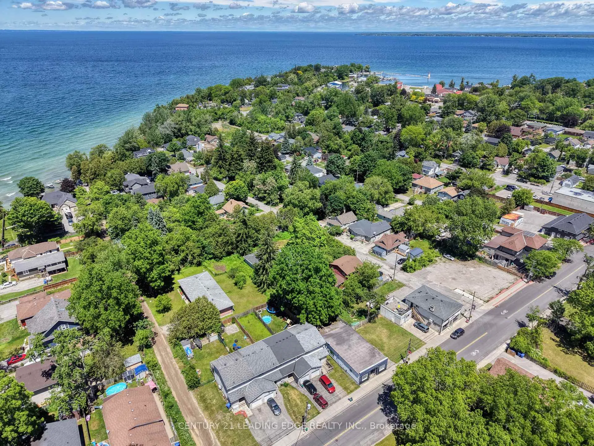 Photo 8 of 916 Lake Drive, Georgina, Sutton & Jackson's Point — HOMEH