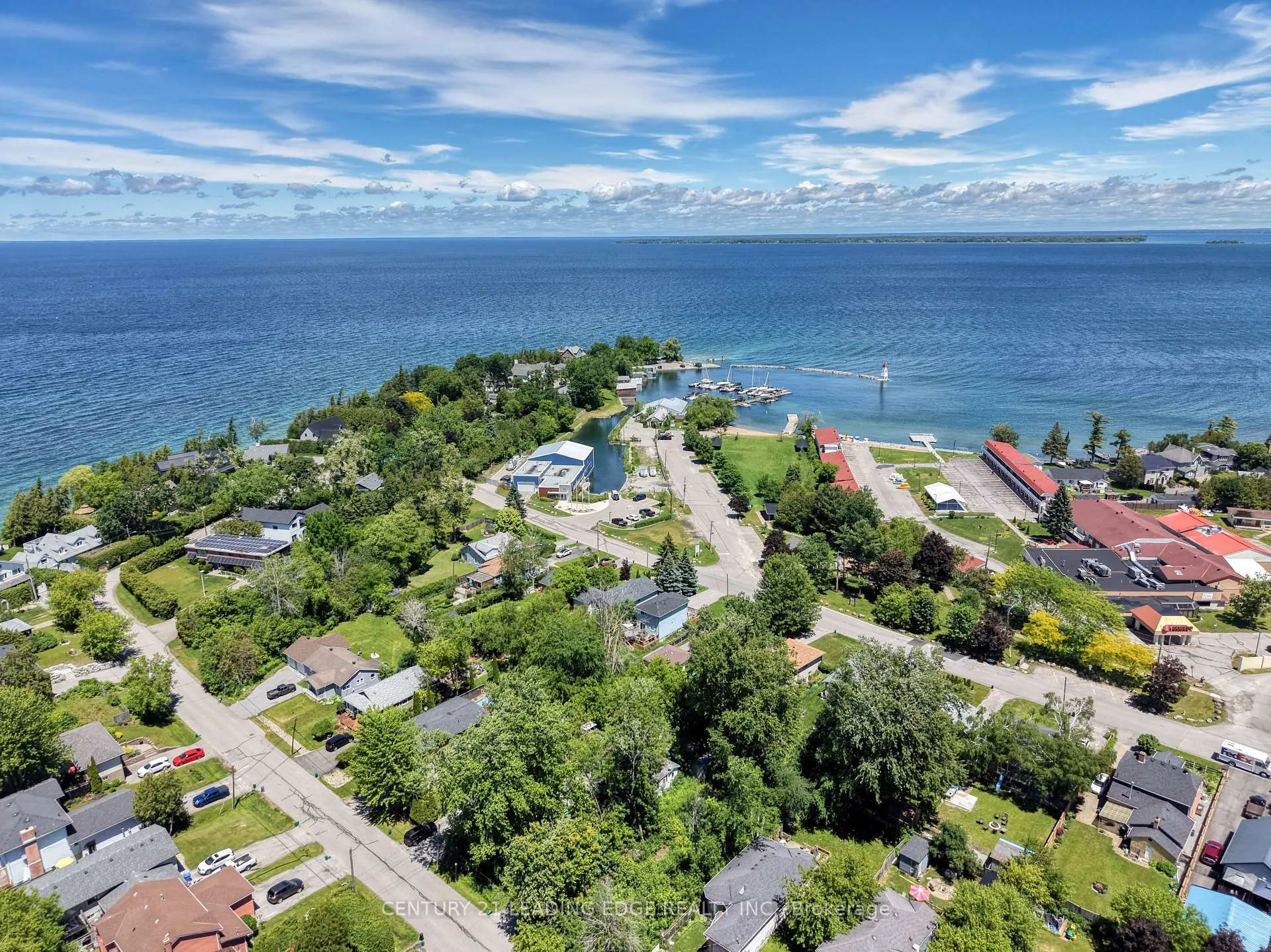 Photo 11 of 916 Lake Drive, Georgina, Sutton & Jackson's Point — HOMEH