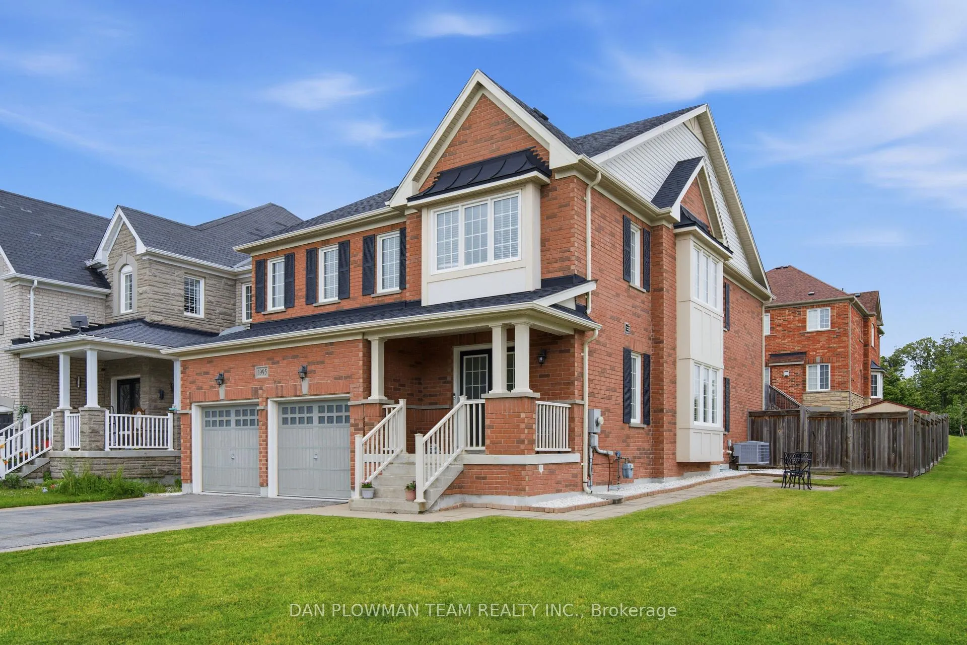 Photo 2 of 1995 Queensbury Drive, Oshawa, Taunton — HOMEH