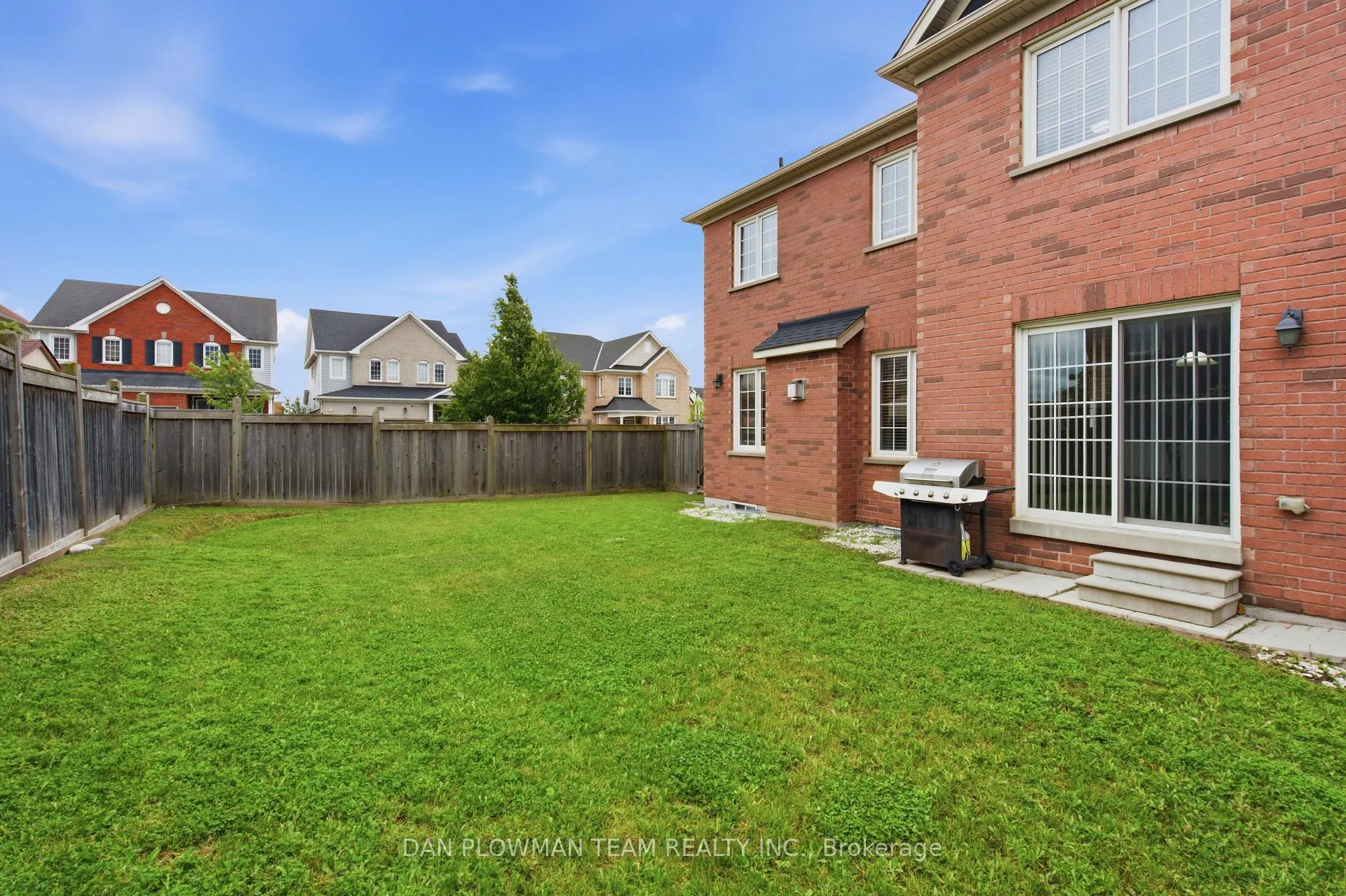 Photo 38 of 1995 Queensbury Drive, Oshawa, Taunton — HOMEH