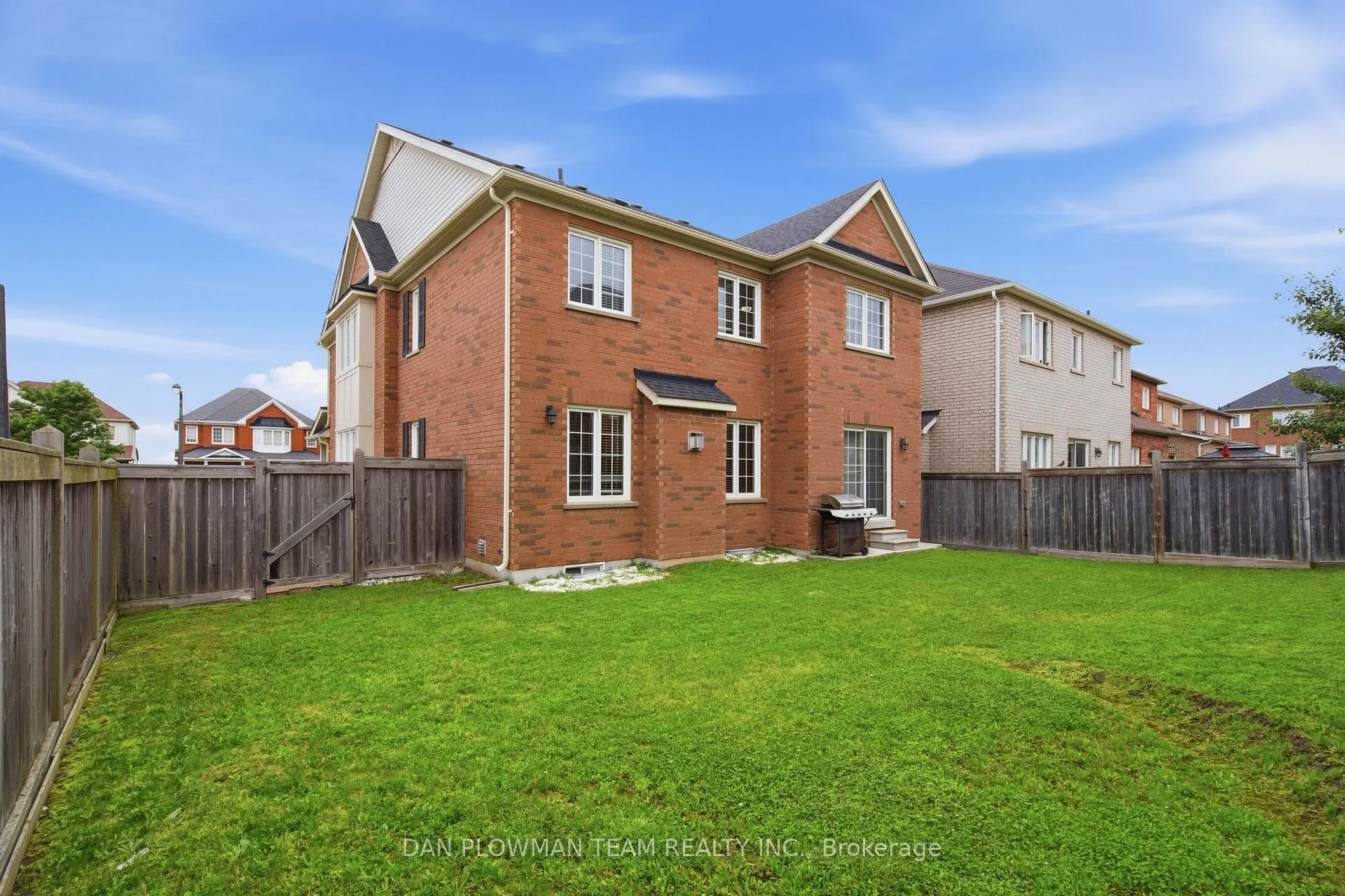 Photo 39 of 1995 Queensbury Drive, Oshawa, Taunton — HOMEH
