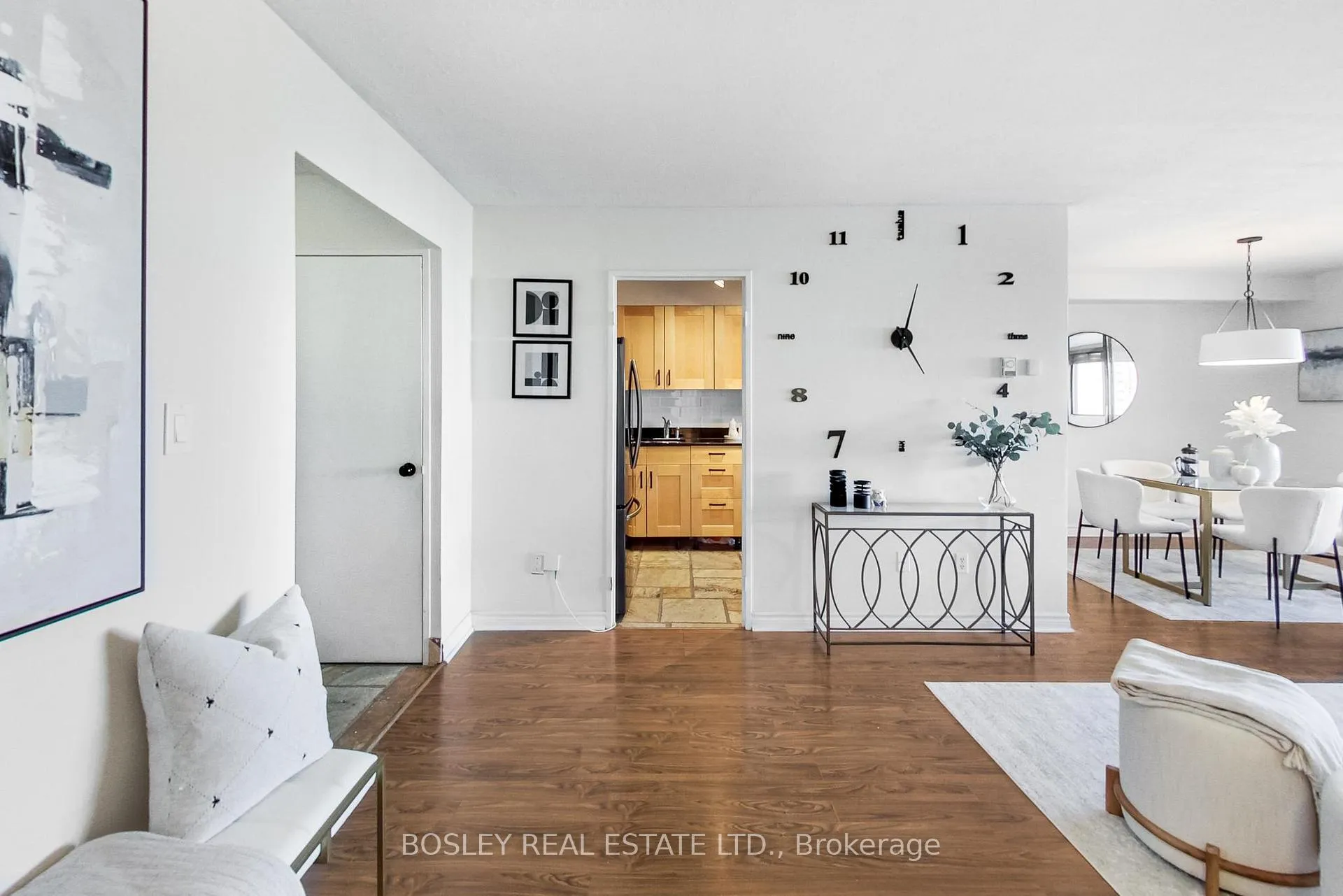 Photo 8 of Unit 1902, 3 Massey Square, Toronto, Crescent Town — HOMEH
