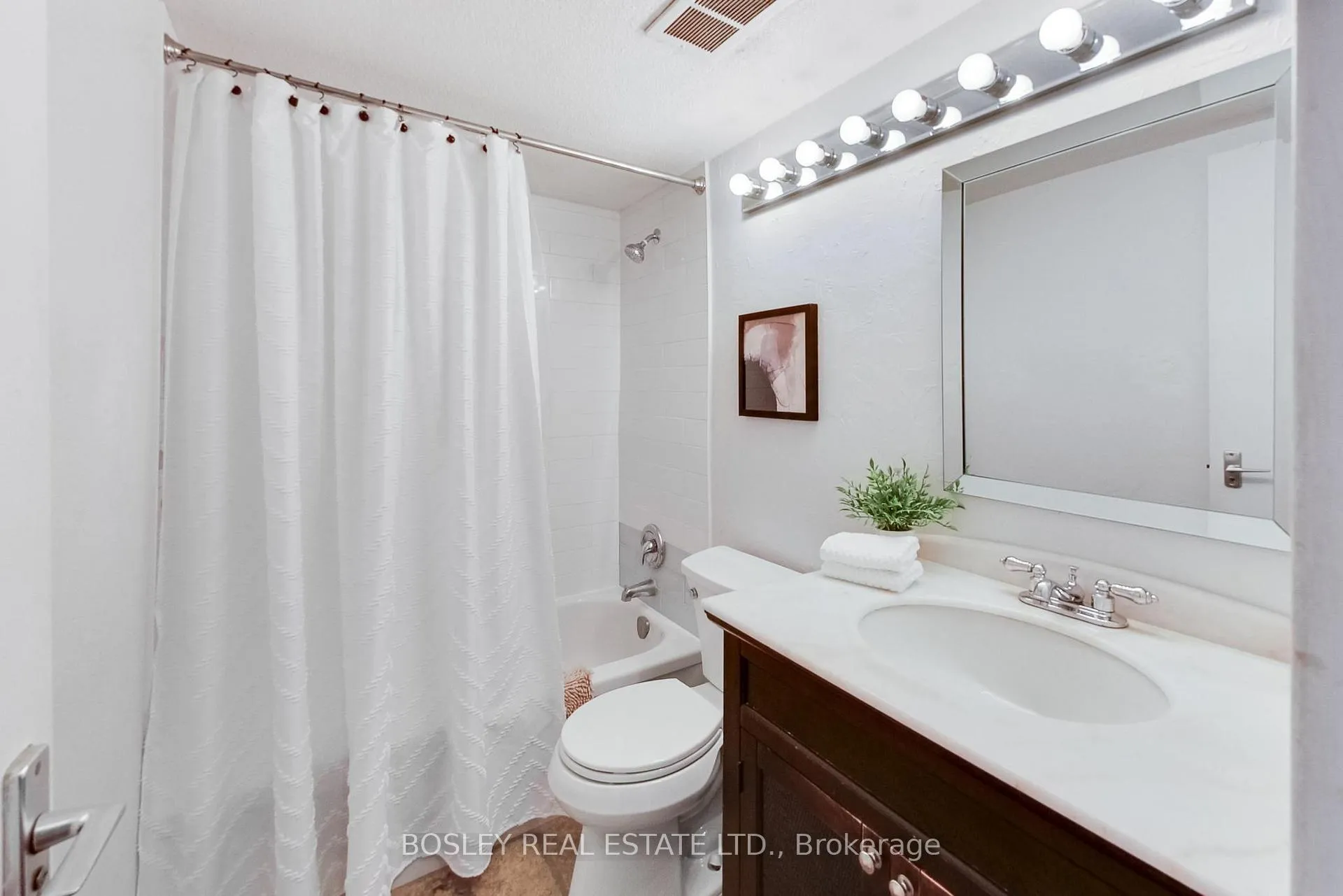 Photo 26 of Unit 1902, 3 Massey Square, Toronto, Crescent Town — HOMEH