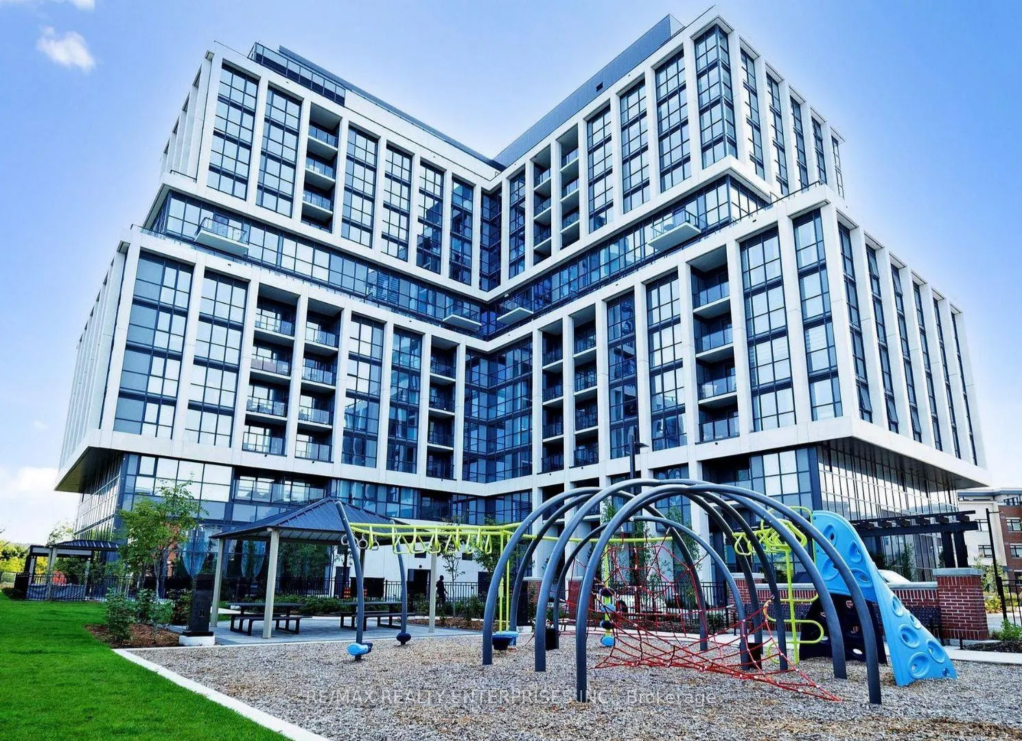 Photo 6 of Unit 312, 1063 Douglas McCurdy Common, Mississauga, Lakeview — HOMEH