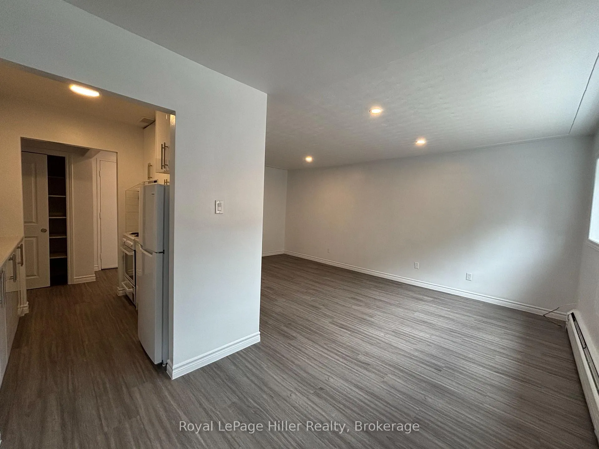 Photo 6 of Unit 208, 84 William Street, Stratford — HOMEH