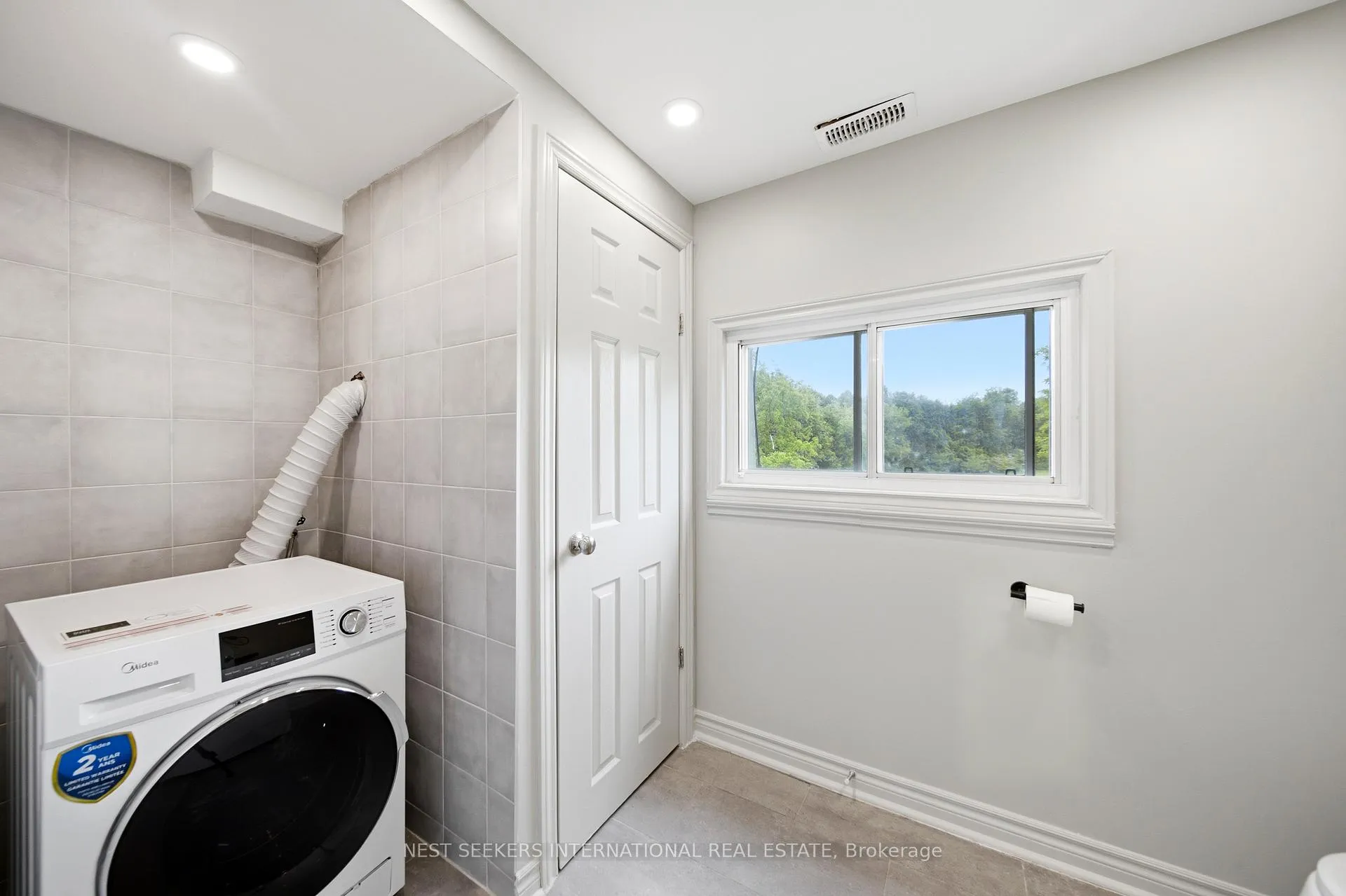 Photo 10 of 5050 Lloydtown Aurora Road, King, Pottageville — HOMEH