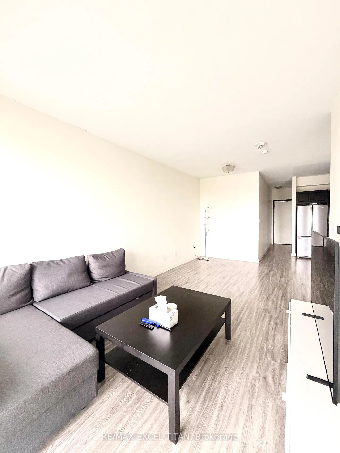 Photo 4 of Unit 703, 128 King Street N, Waterloo, Downtown Waterloo — HOMEH