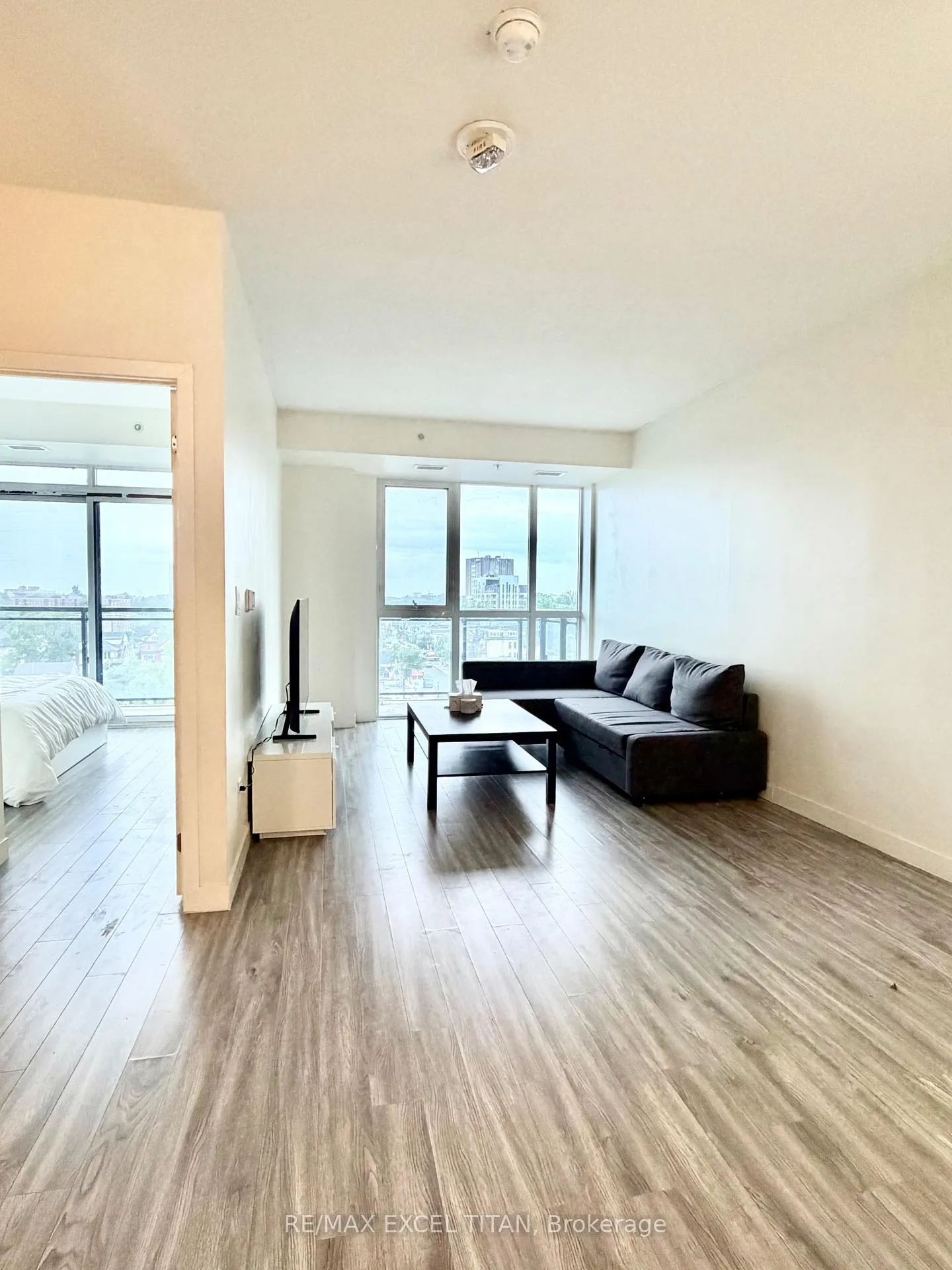 Photo 6 of Unit 703, 128 King Street N, Waterloo, Downtown Waterloo — HOMEH