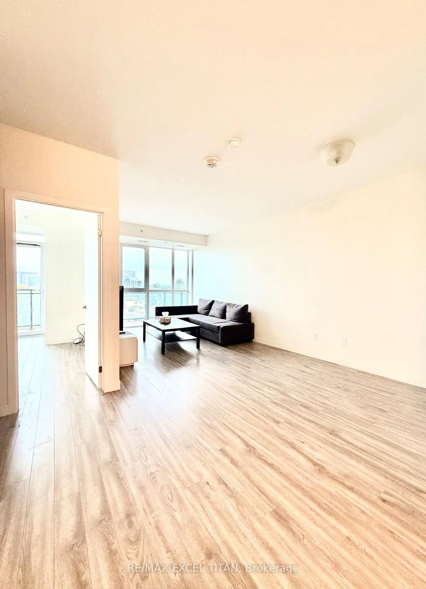 Photo 7 of Unit 703, 128 King Street N, Waterloo, Downtown Waterloo — HOMEH