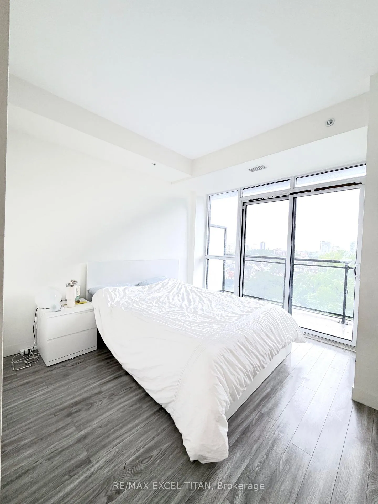 Photo 13 of Unit 703, 128 King Street N, Waterloo, Downtown Waterloo — HOMEH
