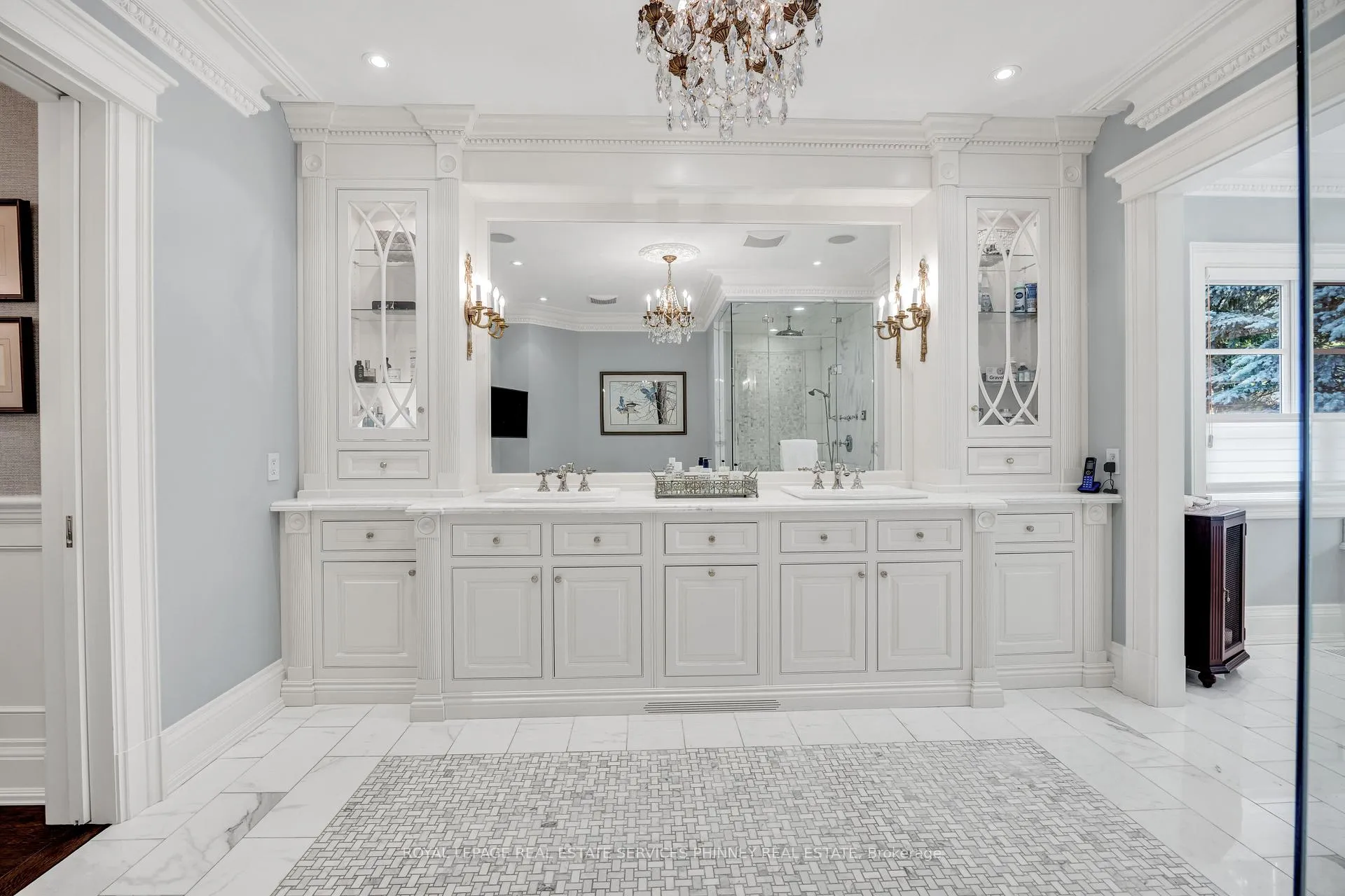 Photo 24 of 113 Maple Grove Drive, Oakville, Ford — HOMEH